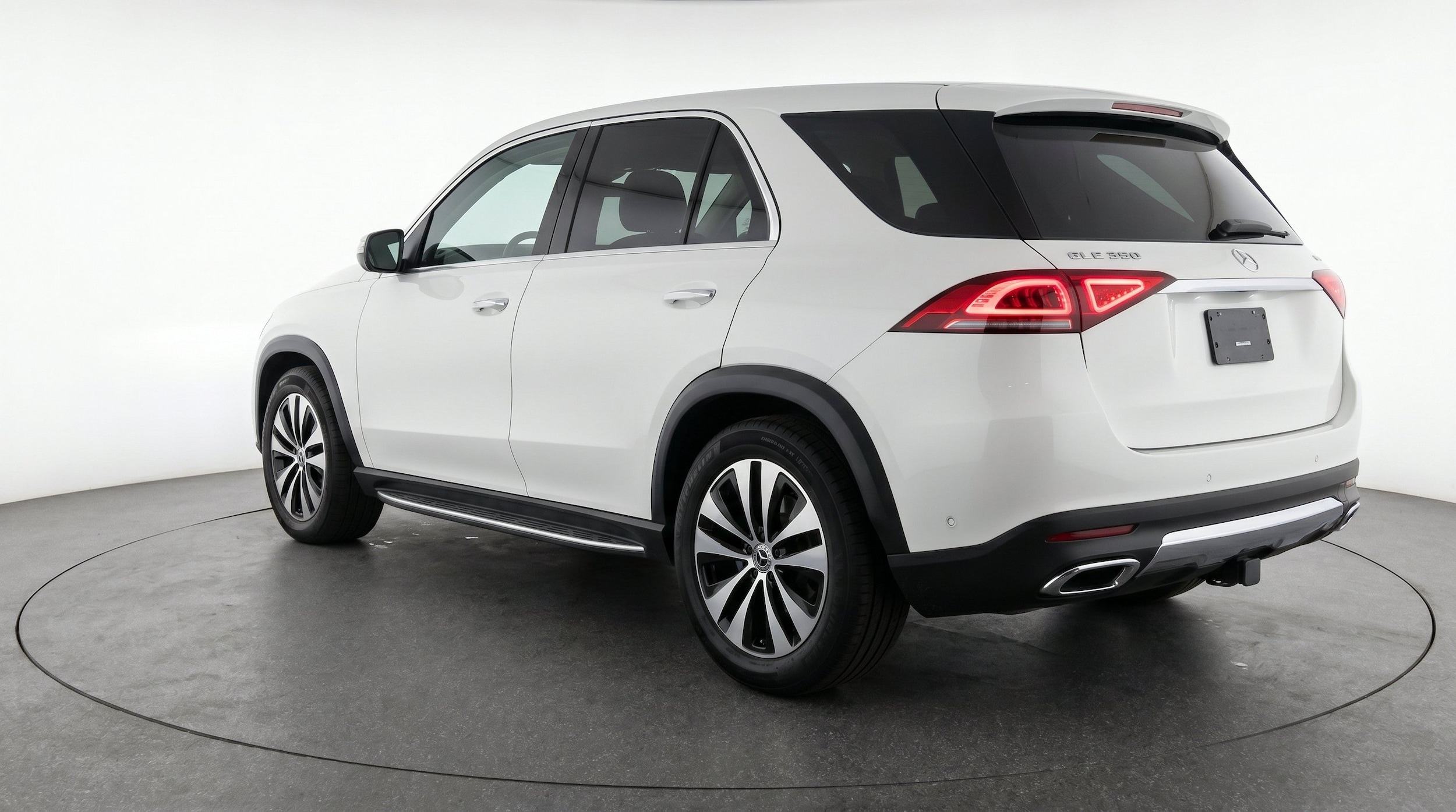 Thumbnail: 2026 Mercedes-Benz GLE - 6