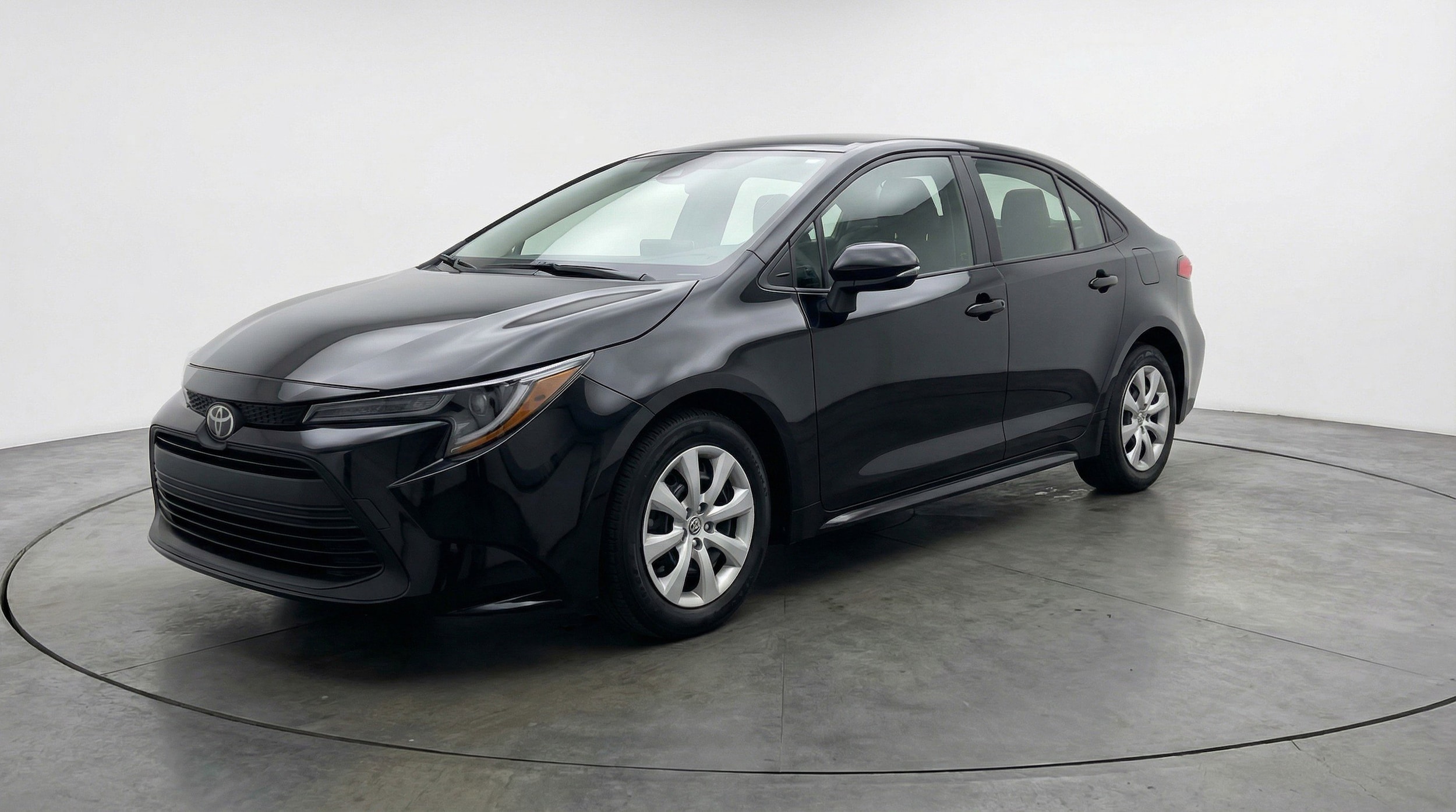 Thumbnail: 2025 Toyota Corolla - 3