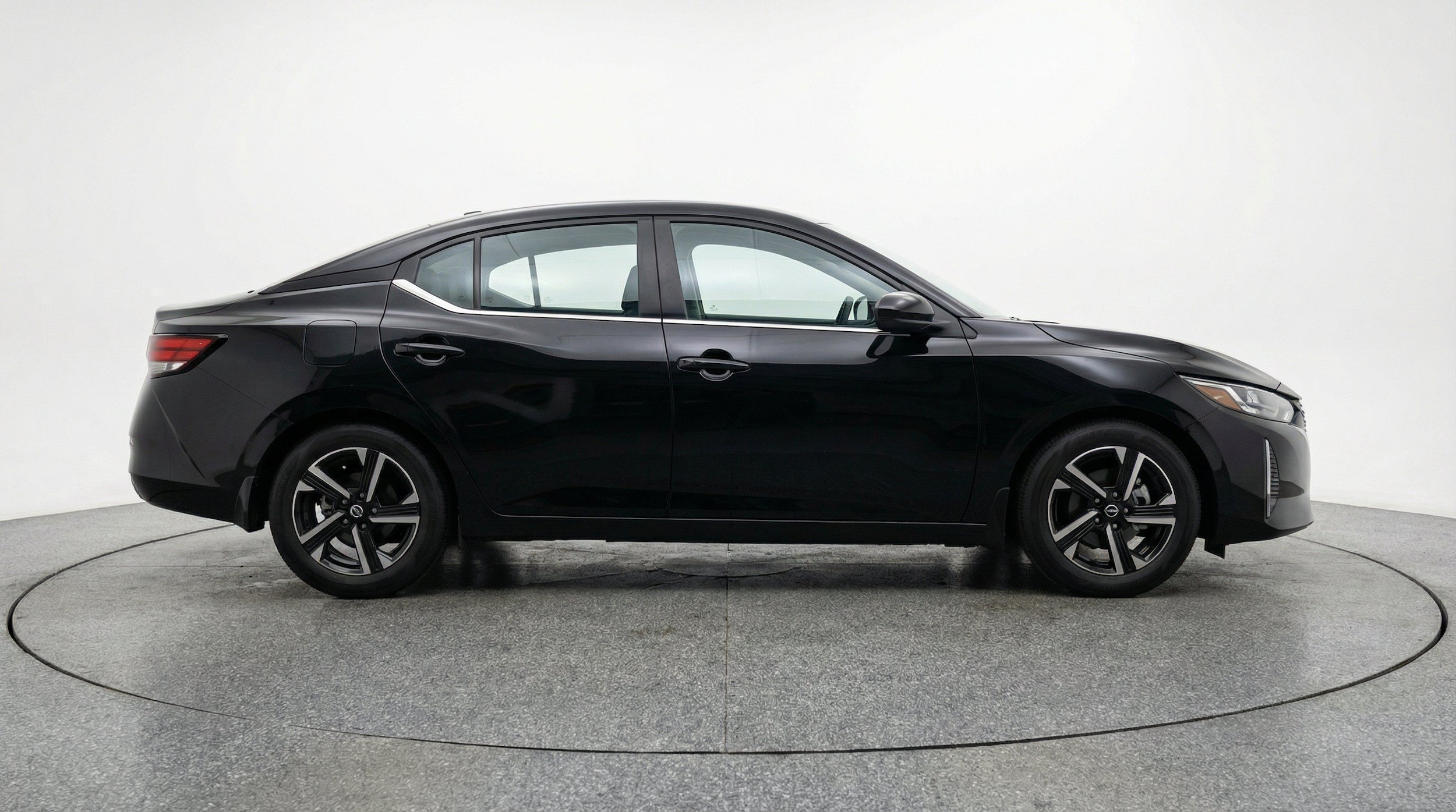 Thumbnail: 2025 Nissan Sentra - 11