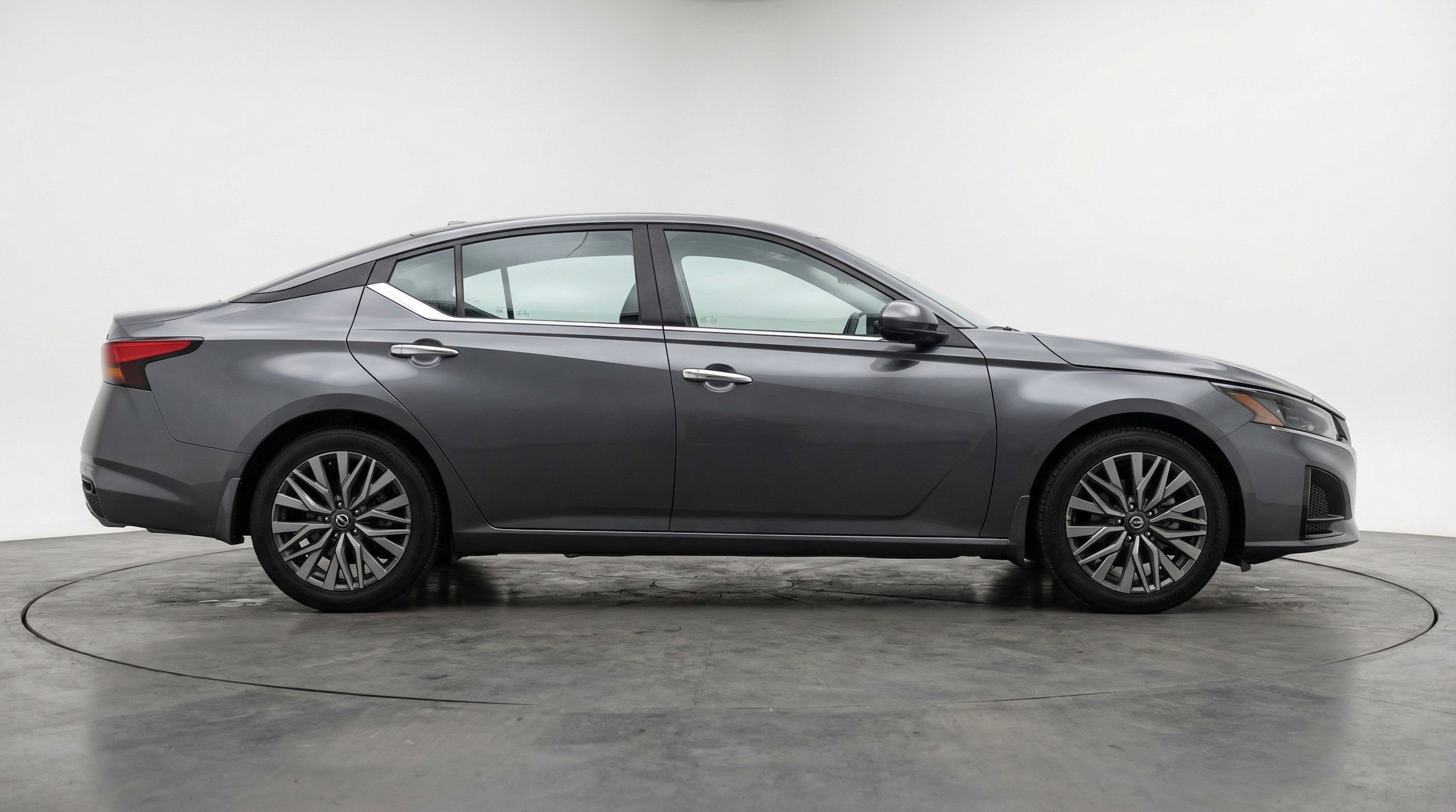 Thumbnail: 2025 Nissan Altima - 11