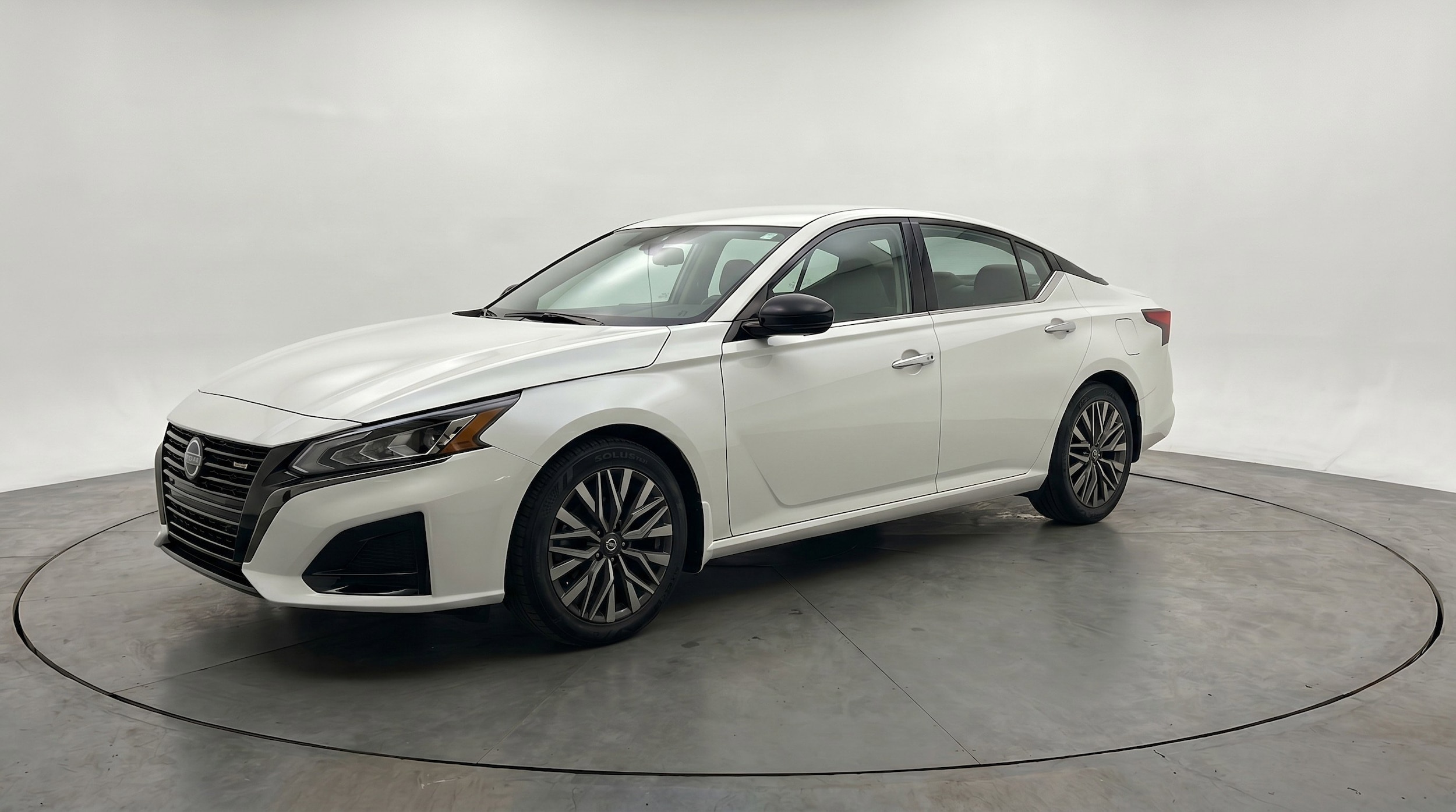Thumbnail: 2025 Nissan Altima - 3