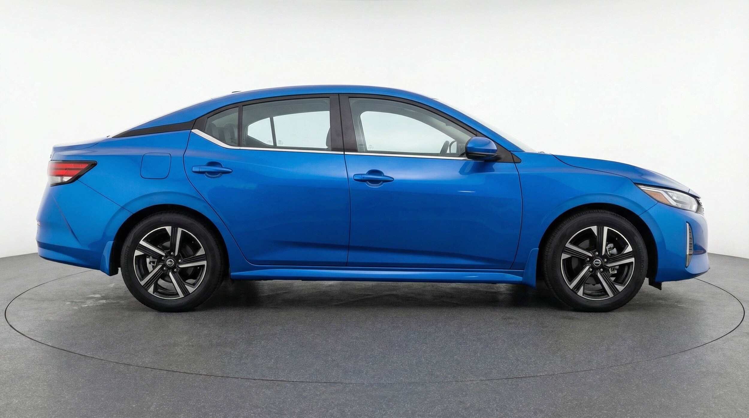 Thumbnail: 2025 Nissan Sentra - 11