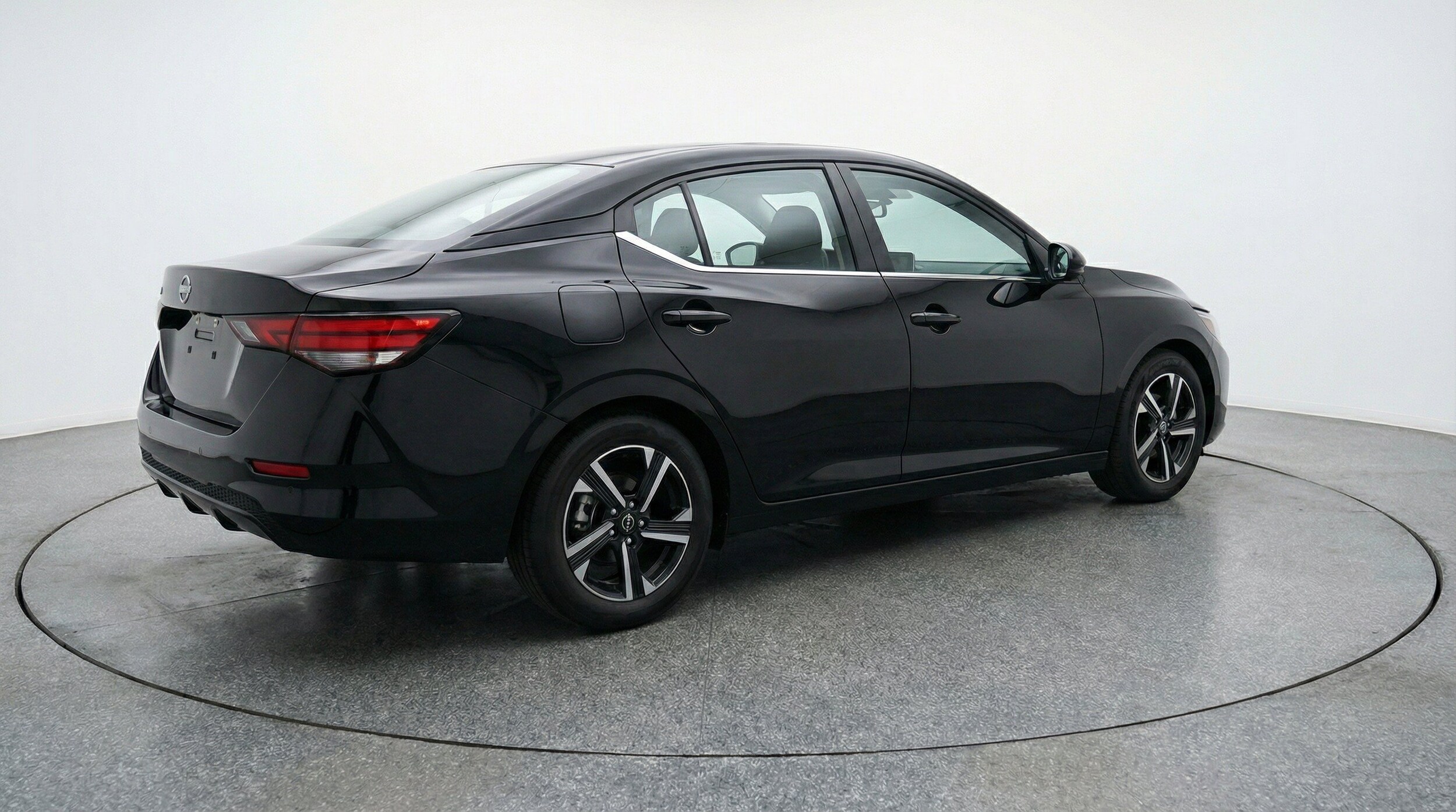 Thumbnail: 2025 Nissan Sentra - 9