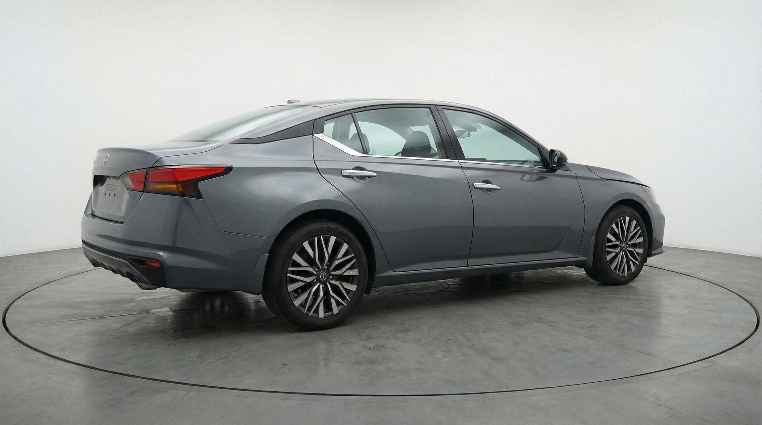 Thumbnail: 2025 Nissan Altima - 9