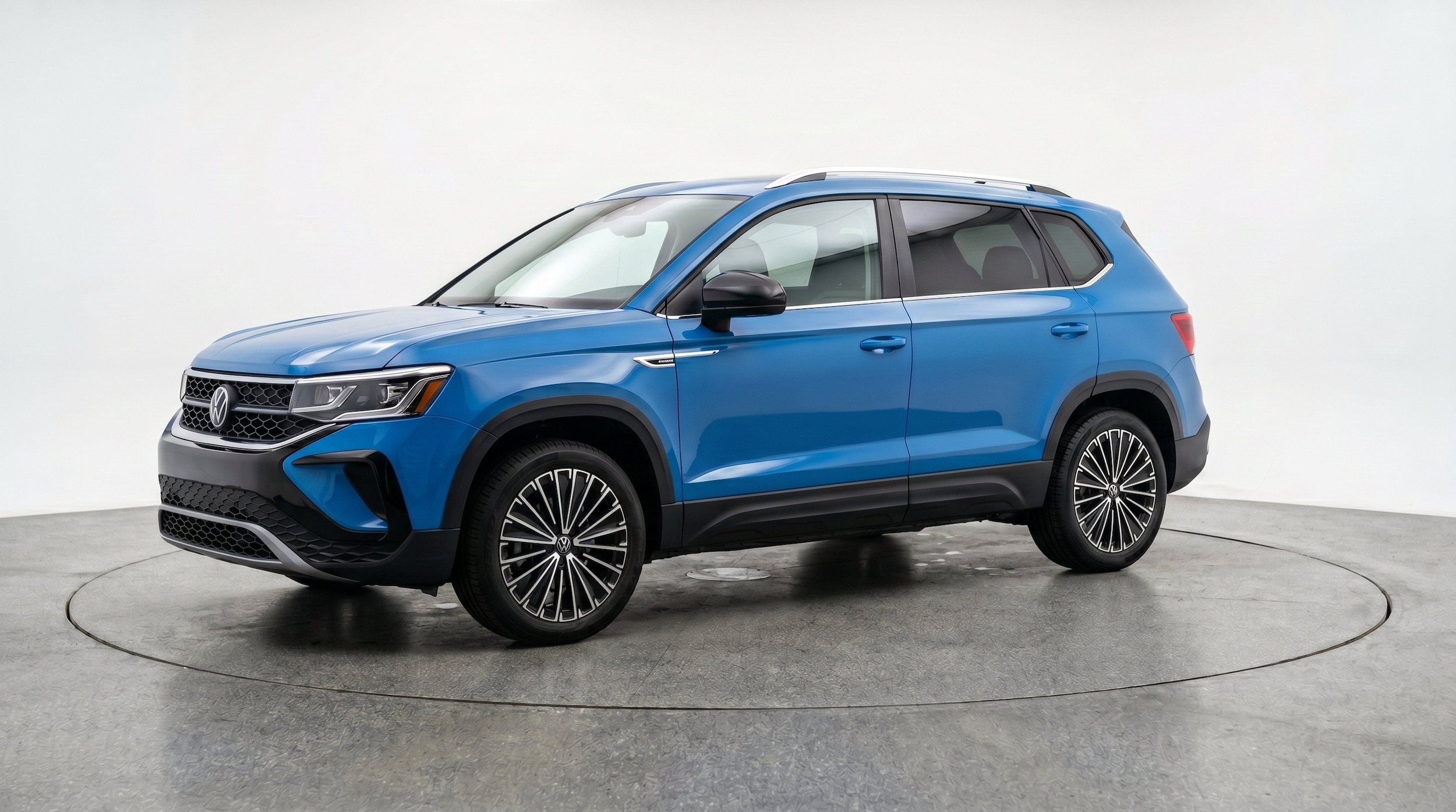 Thumbnail: 2026 Volkswagen Taos - 3