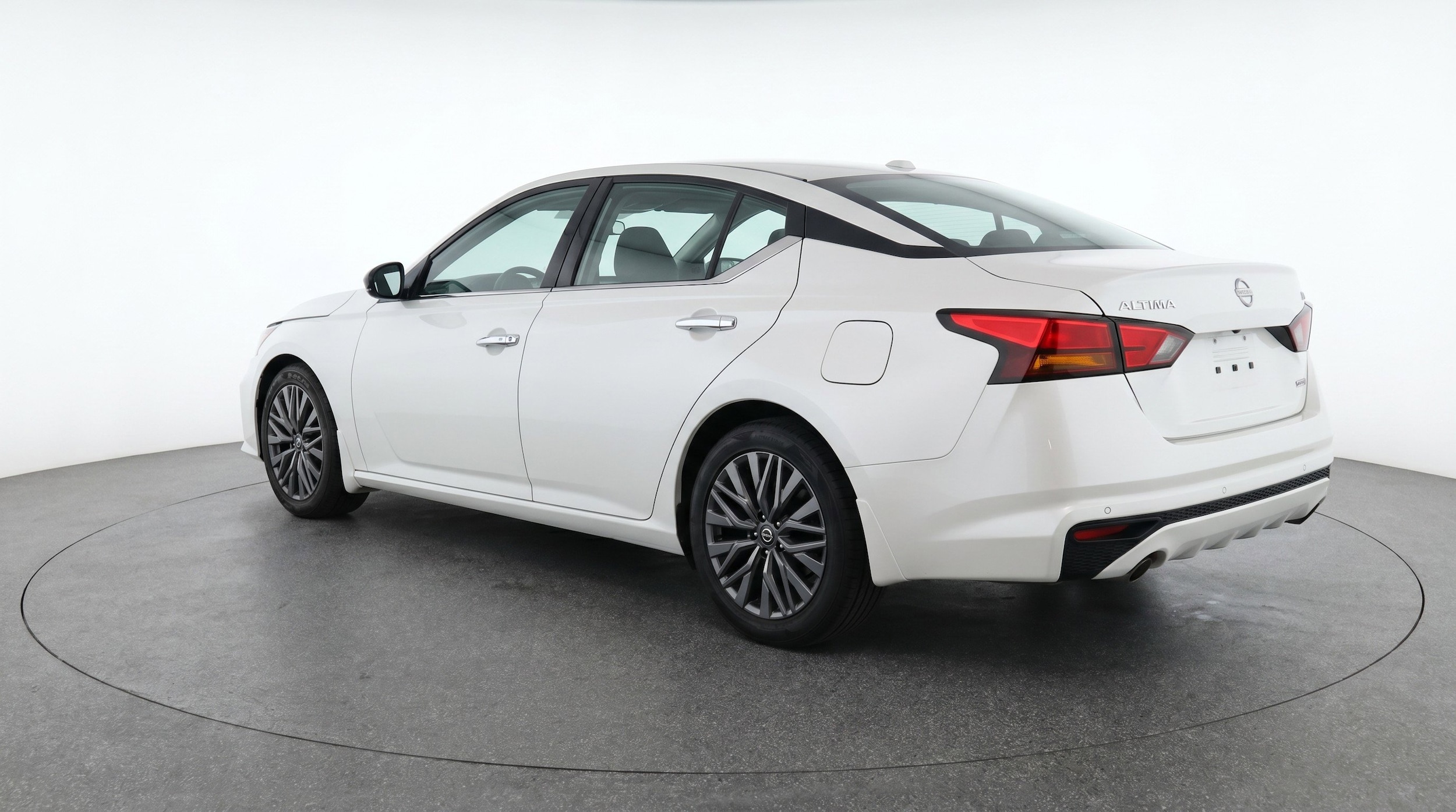 Thumbnail: 2025 Nissan Altima - 6