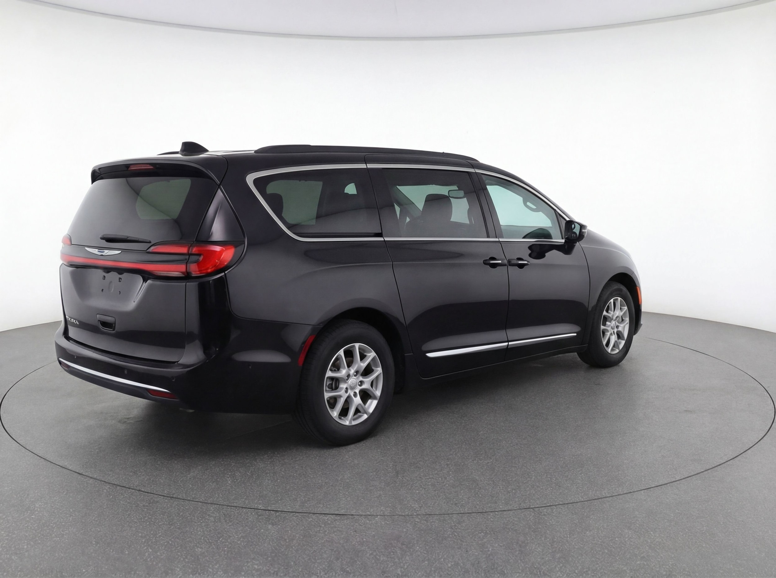 Thumbnail: 2024 Chrysler Pacifica - 9