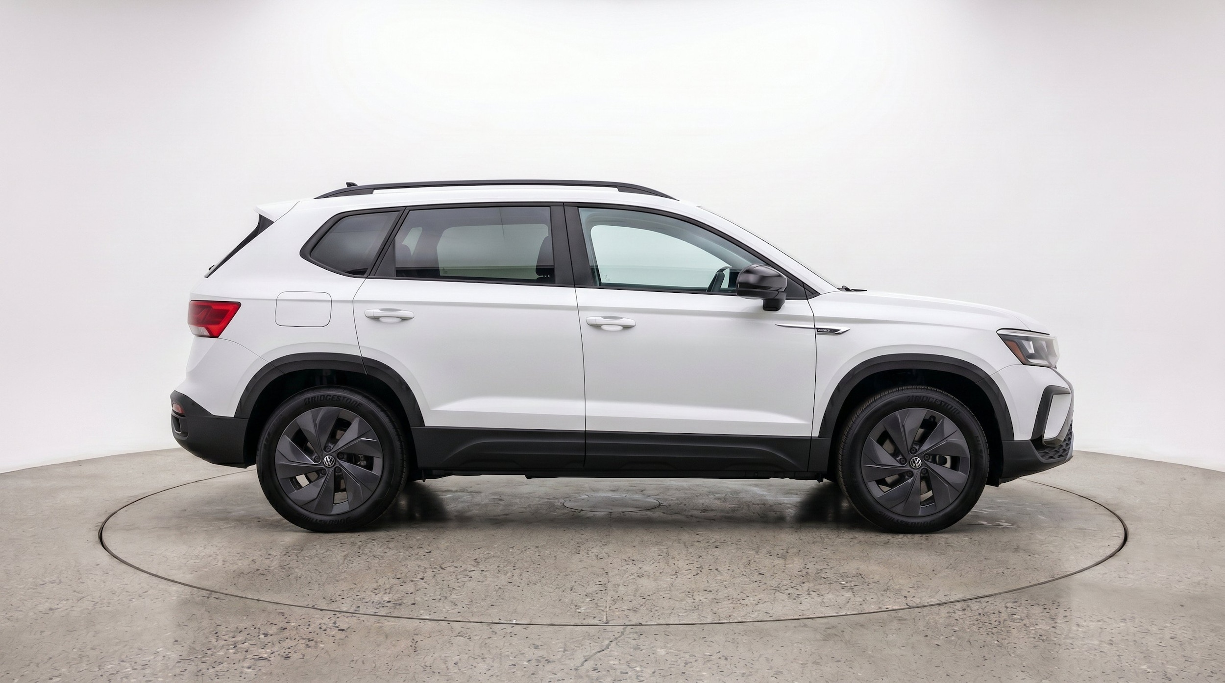 Thumbnail: 2026 Volkswagen Taos - 11