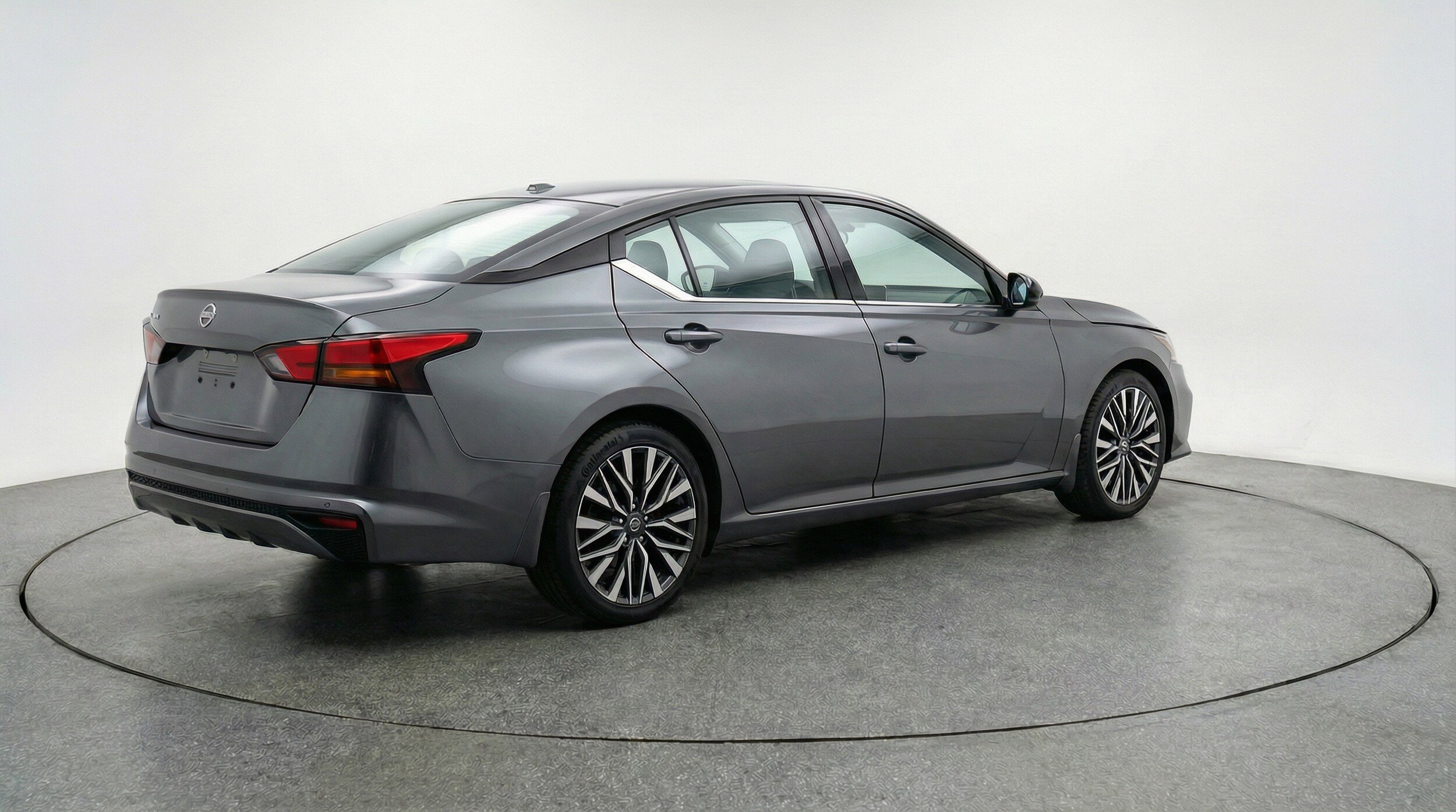 Thumbnail: 2025 Nissan Altima - 9