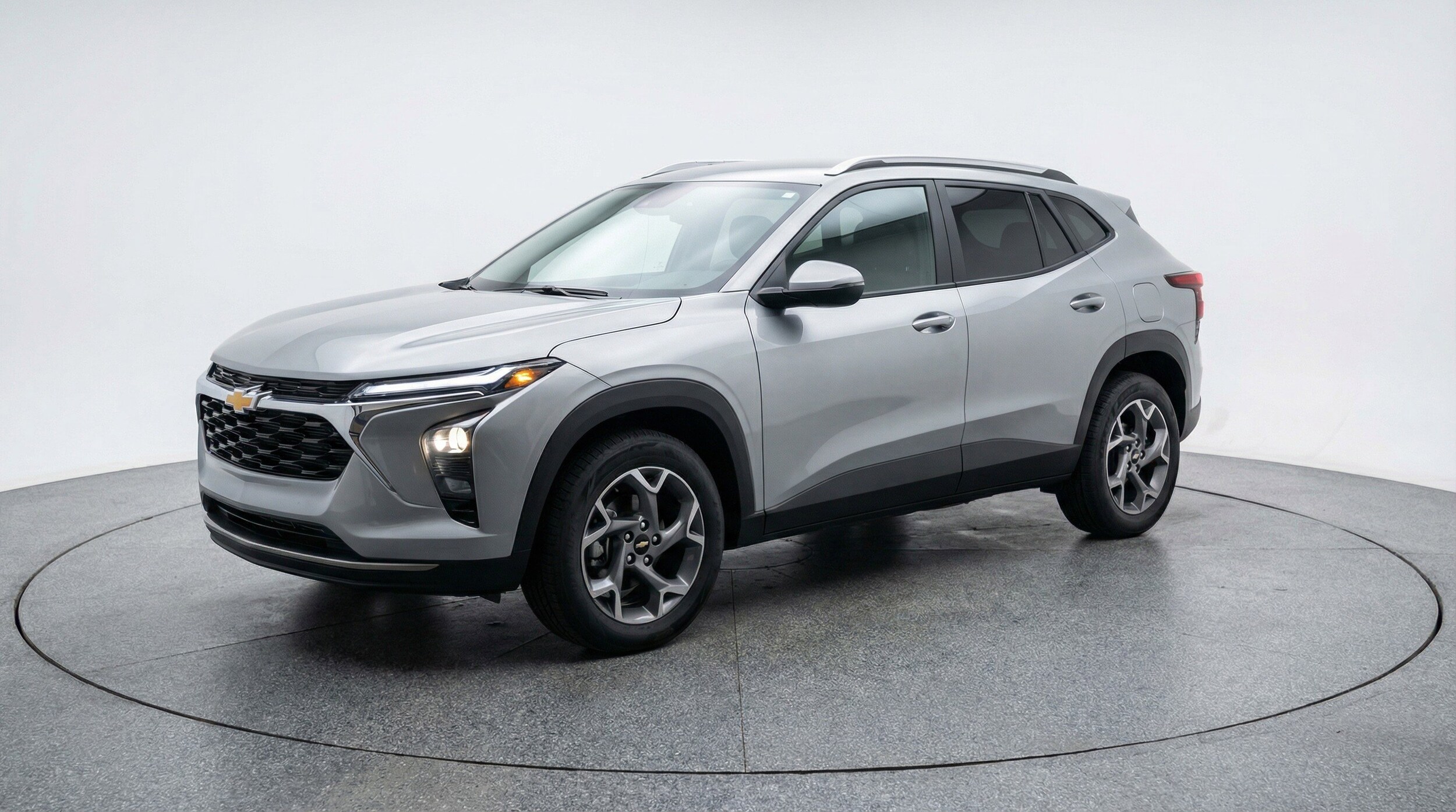 Thumbnail: 2025 Chevrolet Trax - 3