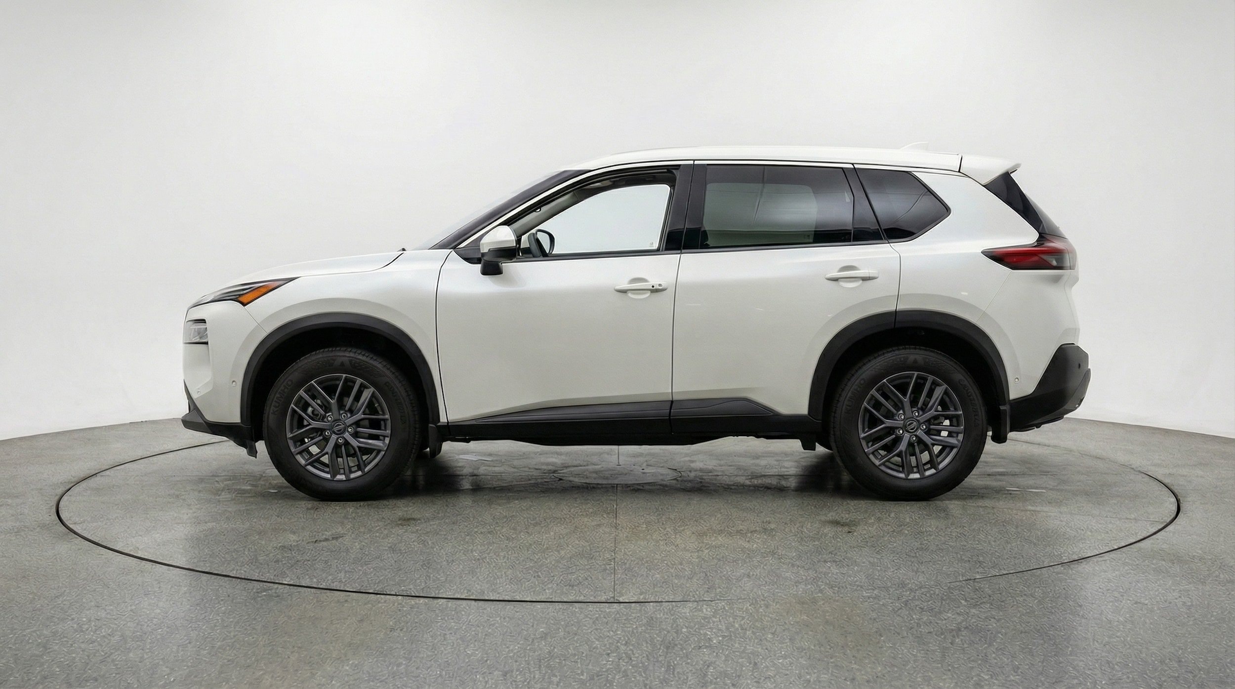 Thumbnail: 2026 Nissan Rogue - 4