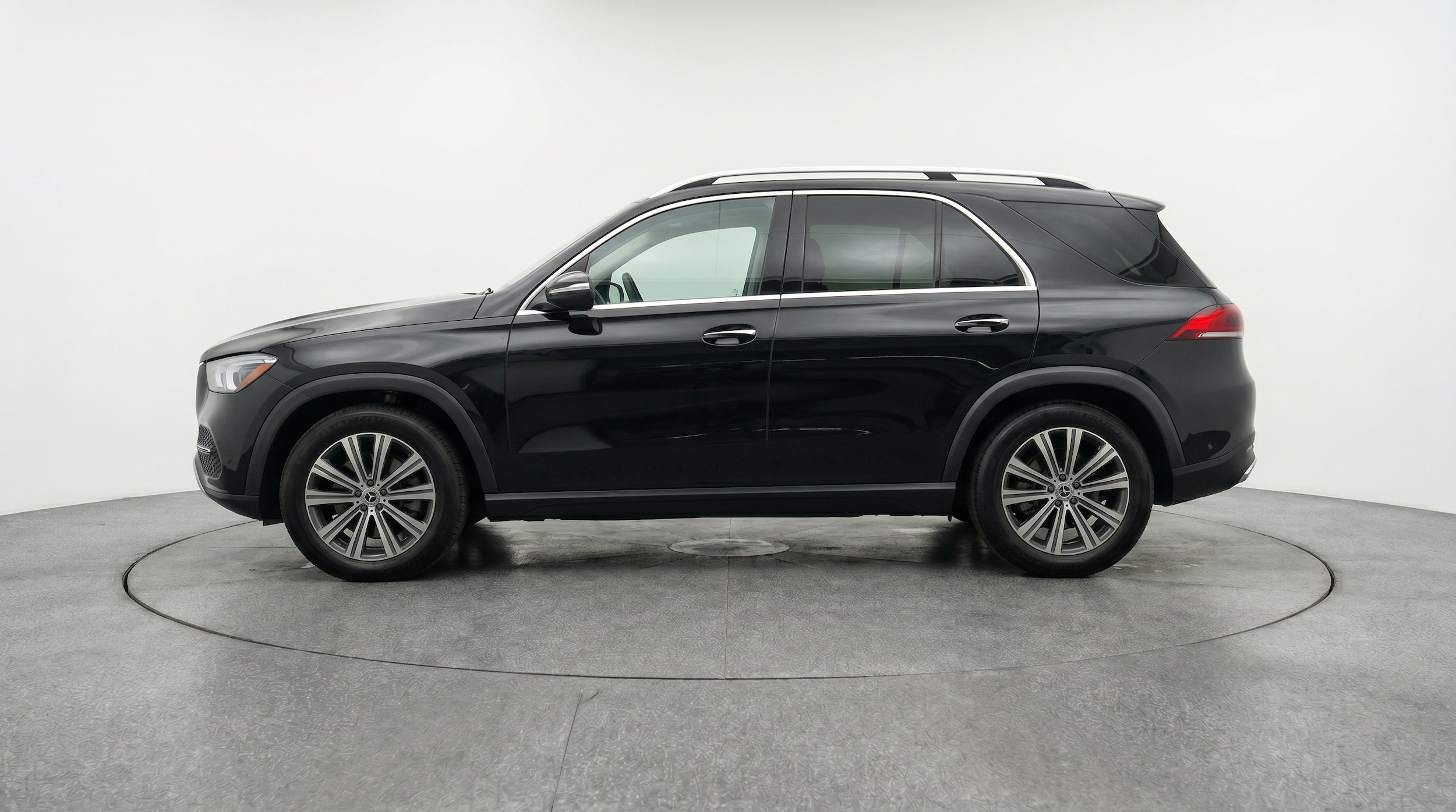 Thumbnail: 2026 Mercedes-Benz GLE - 5