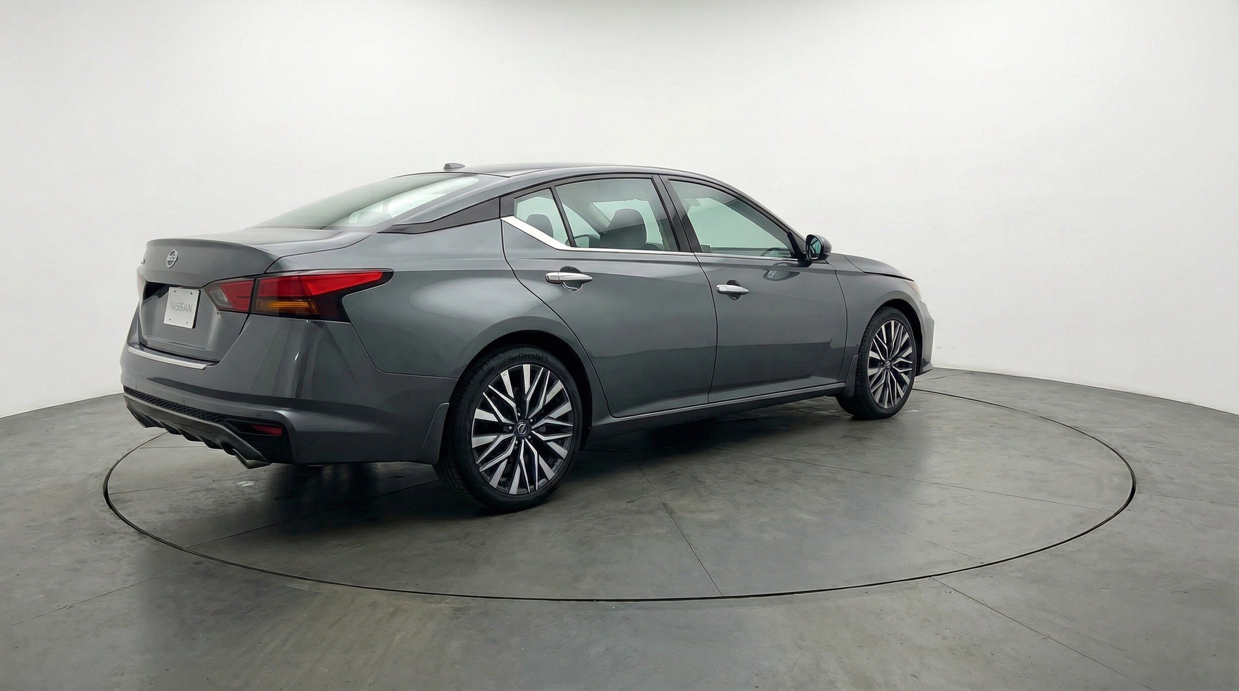 Thumbnail: 2025 Nissan Altima - 9