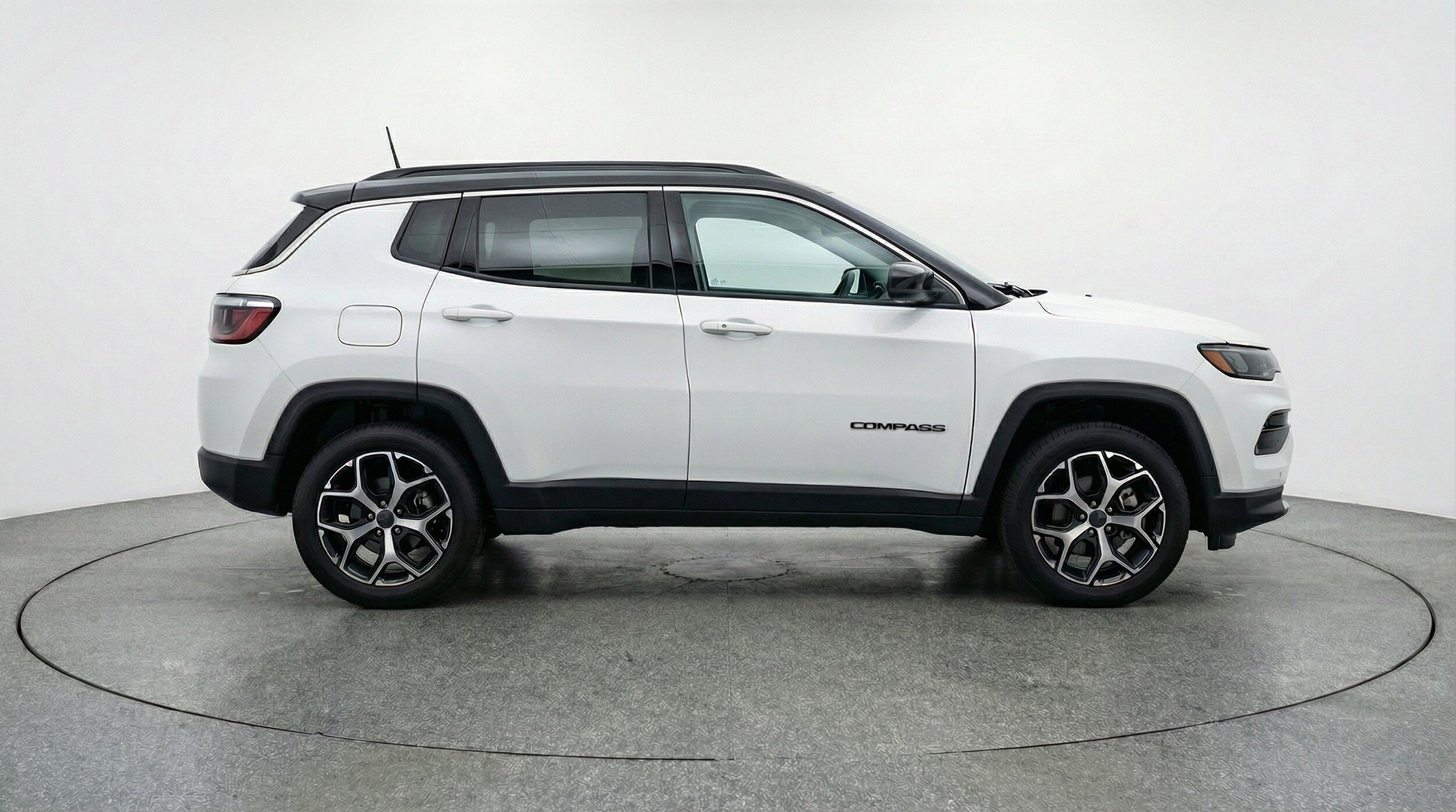 Thumbnail: 2025 Jeep Compass - 11