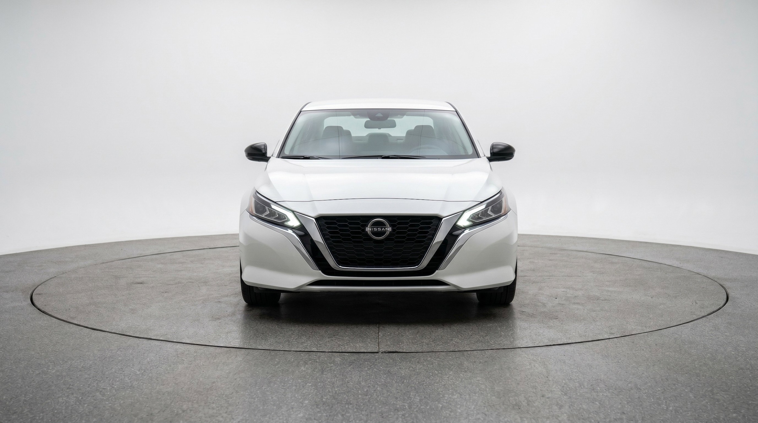 Thumbnail: 2025 Nissan Altima - 2