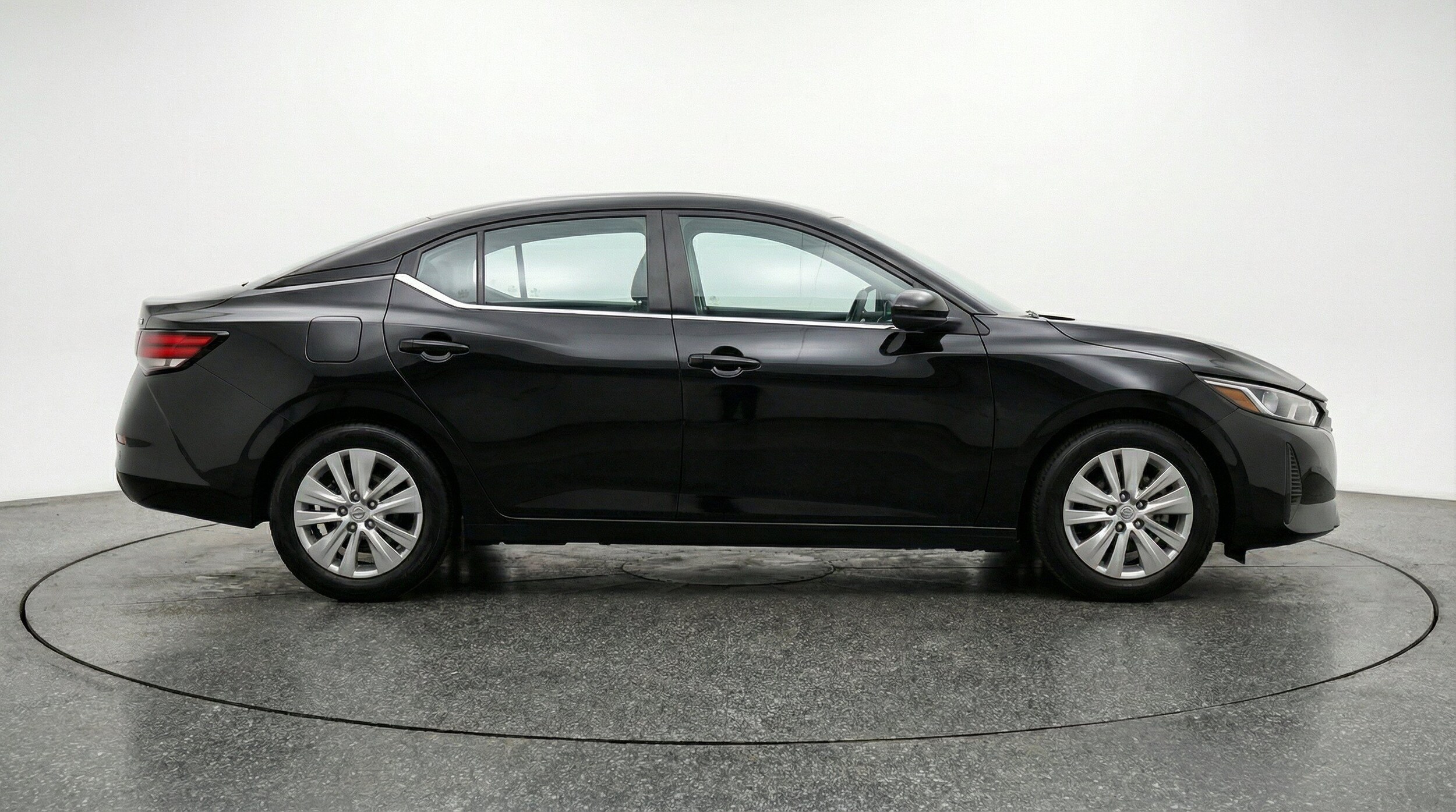 Thumbnail: 2025 Nissan Sentra - 11