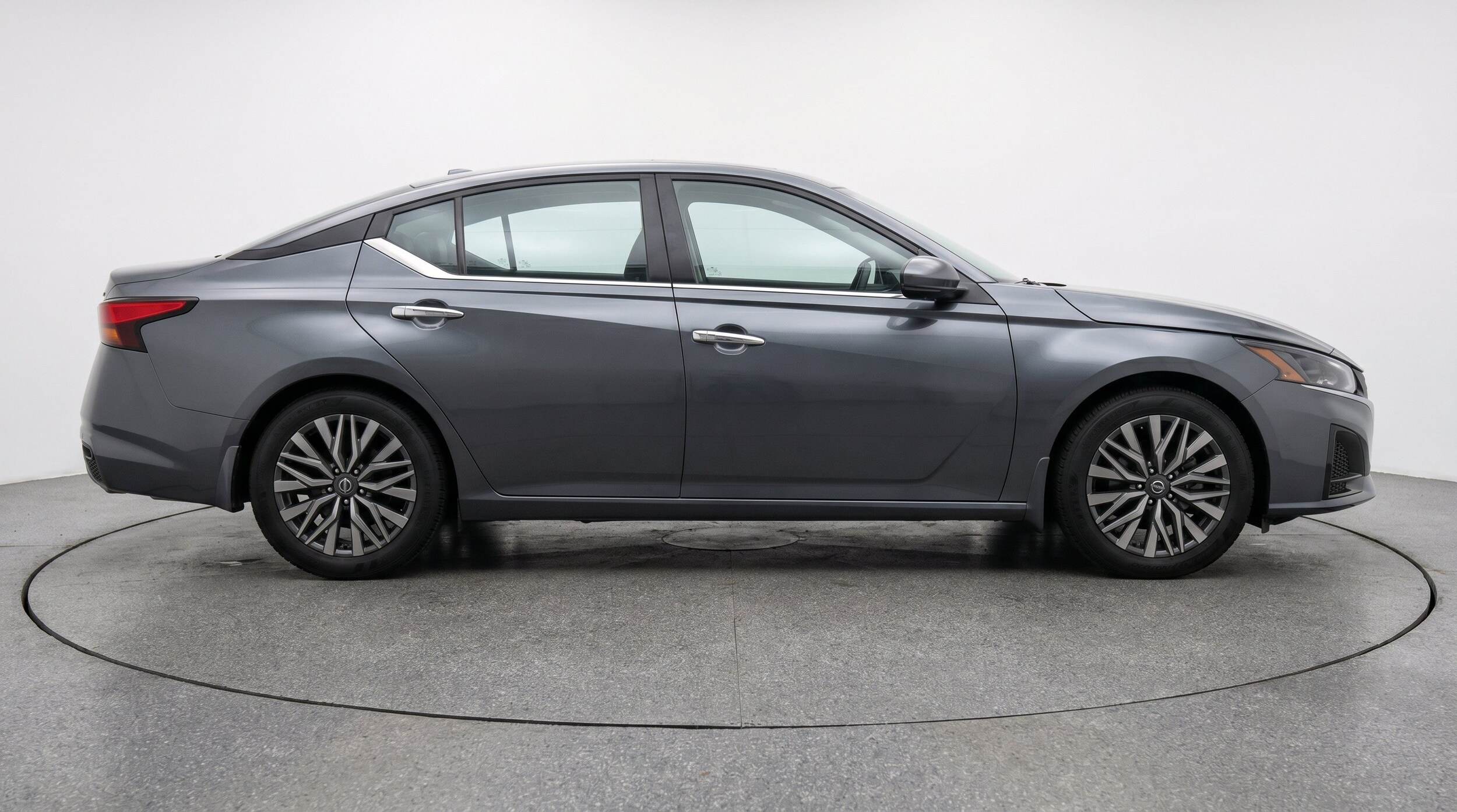 Thumbnail: 2025 Nissan Altima - 11
