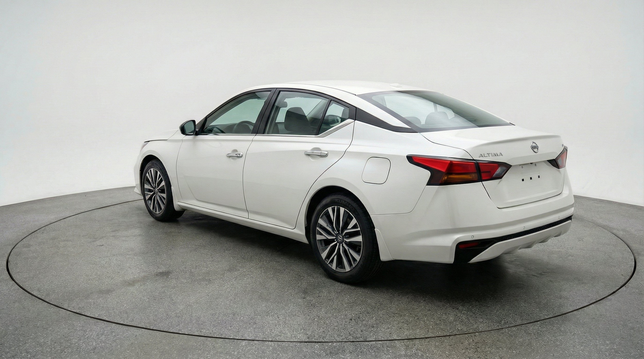 Thumbnail: 2025 Nissan Altima - 6