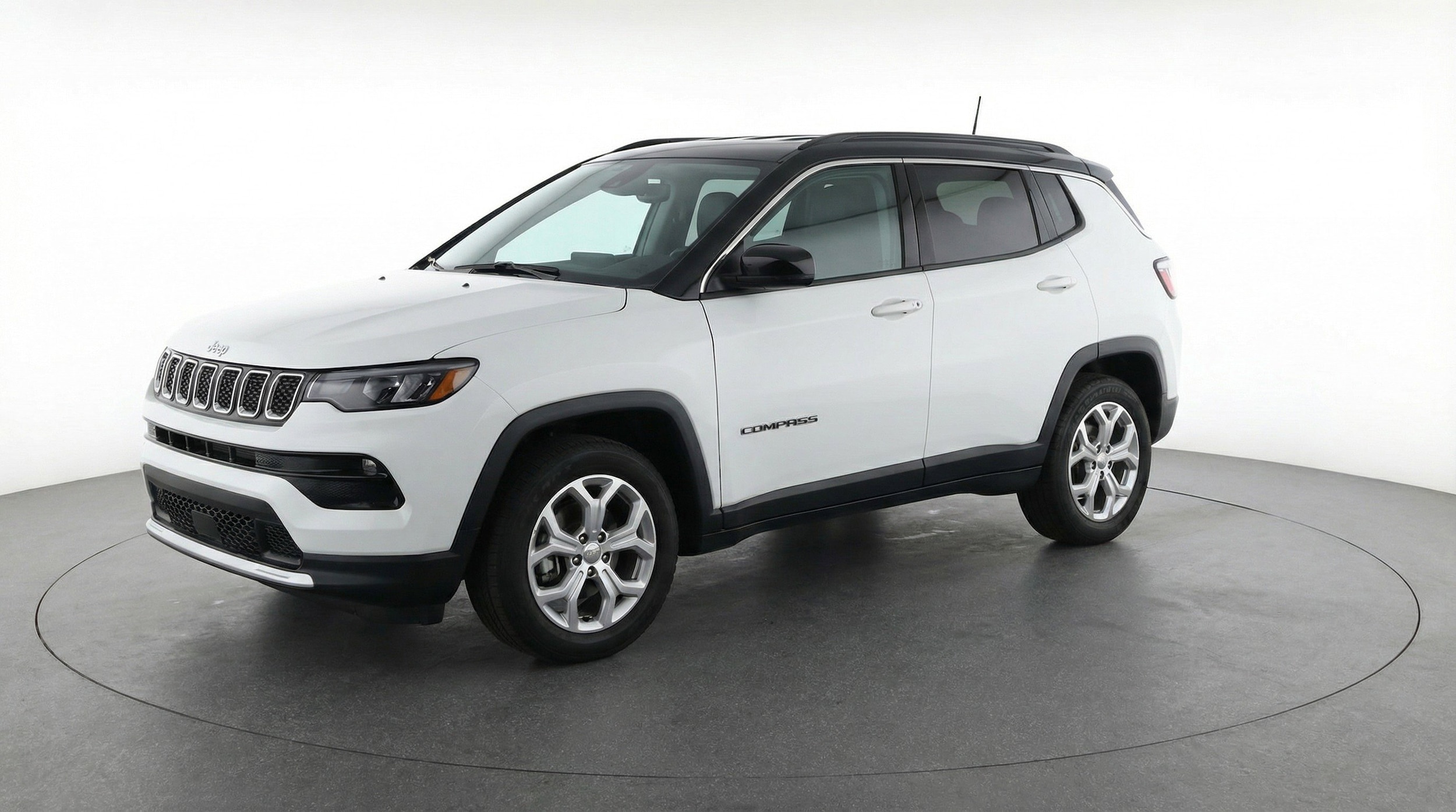Thumbnail: 2025 Jeep Compass - 3