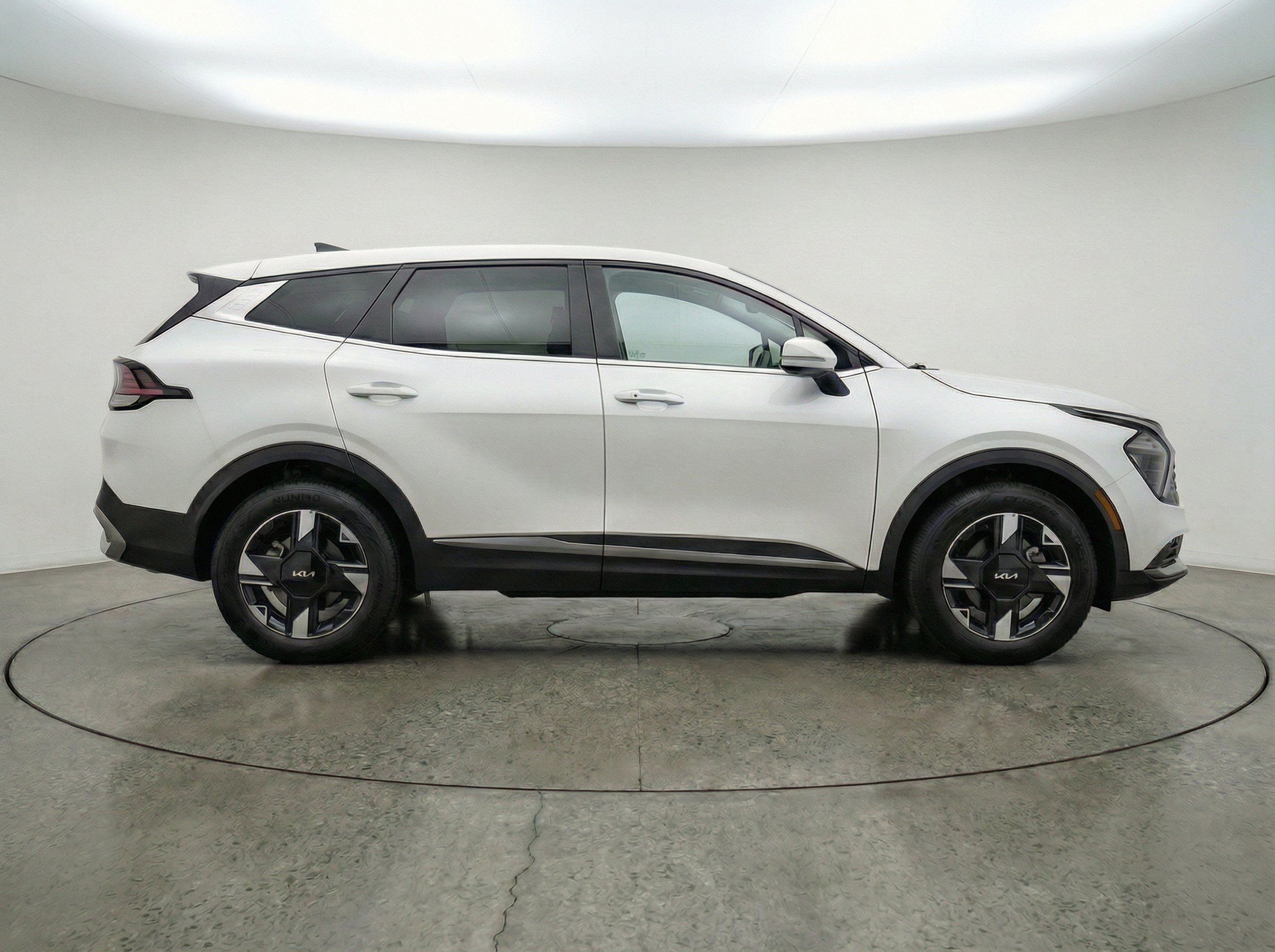Thumbnail: 2026 Kia Sportage - 11