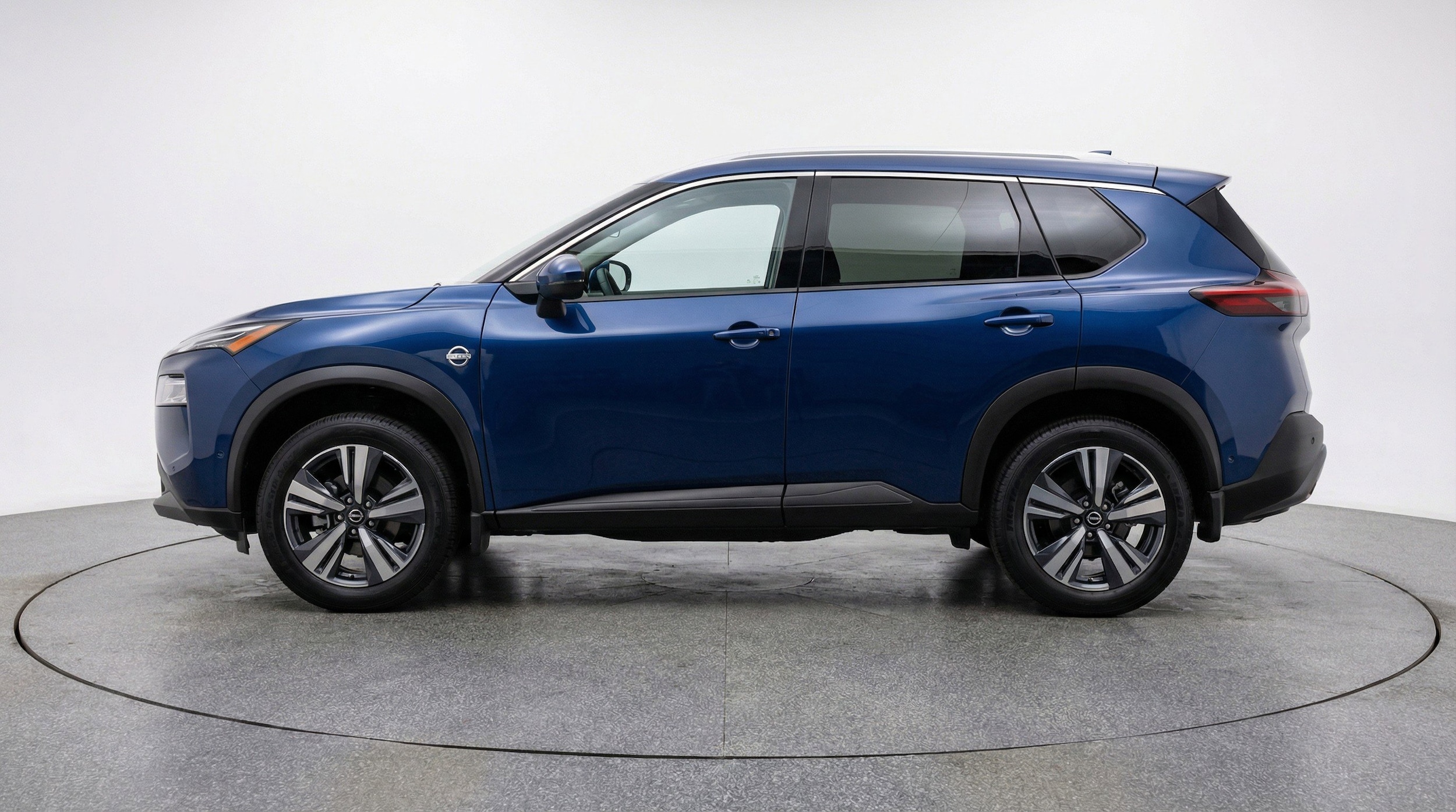 Thumbnail: 2025 Nissan Rogue - 5