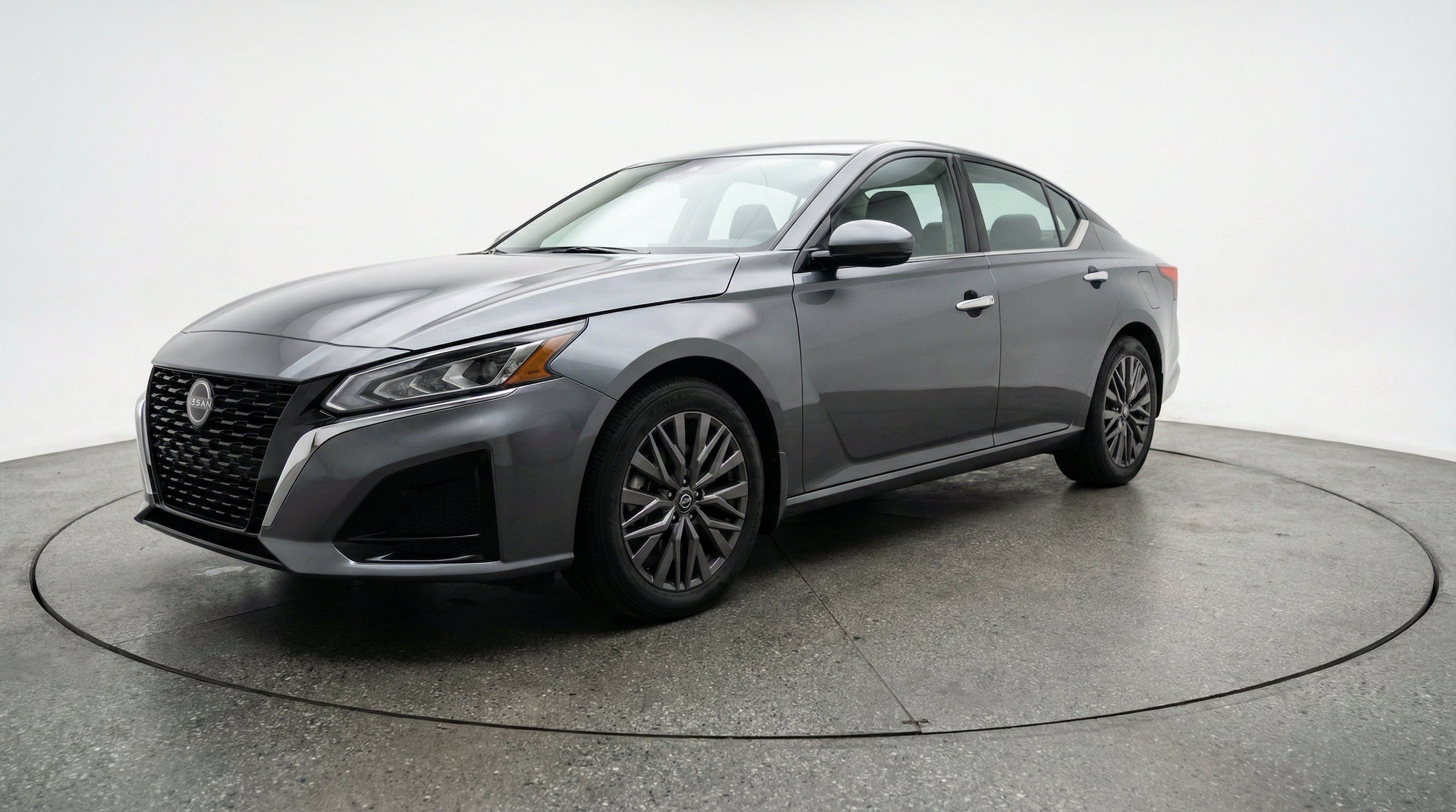 Thumbnail: 2025 Nissan Altima - 3