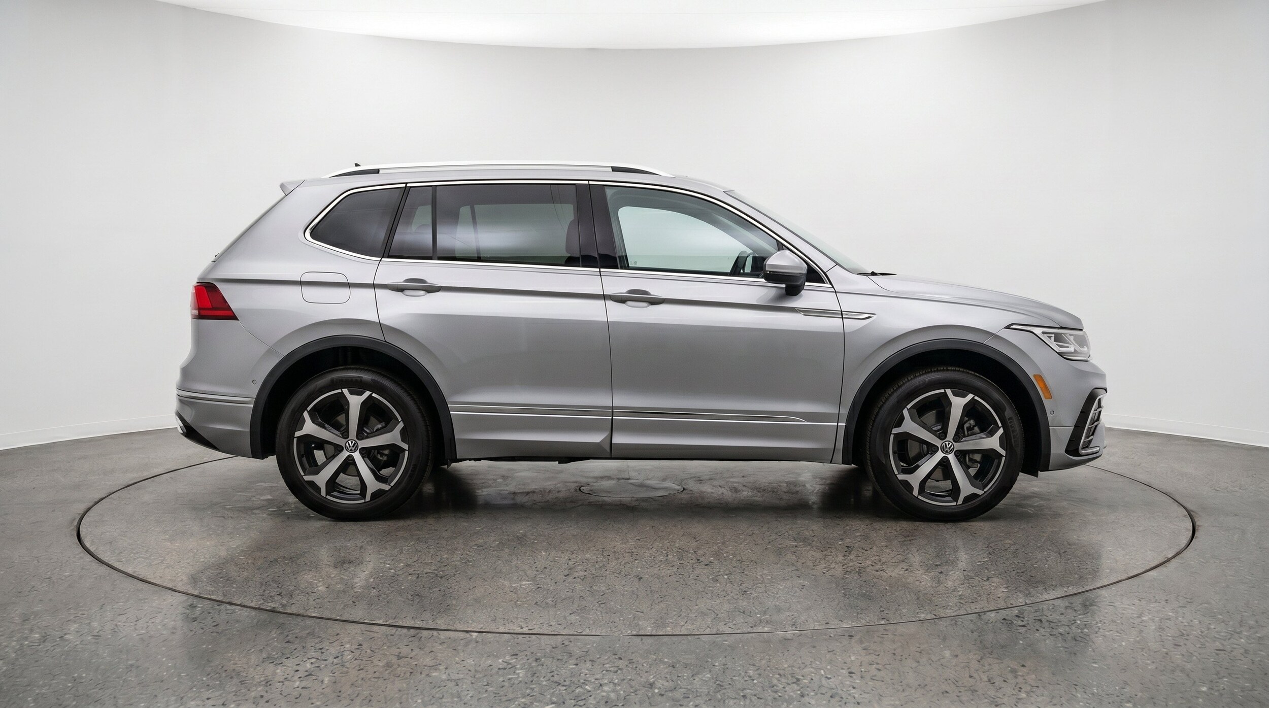 Thumbnail: 2026 Volkswagen Tiguan - 11