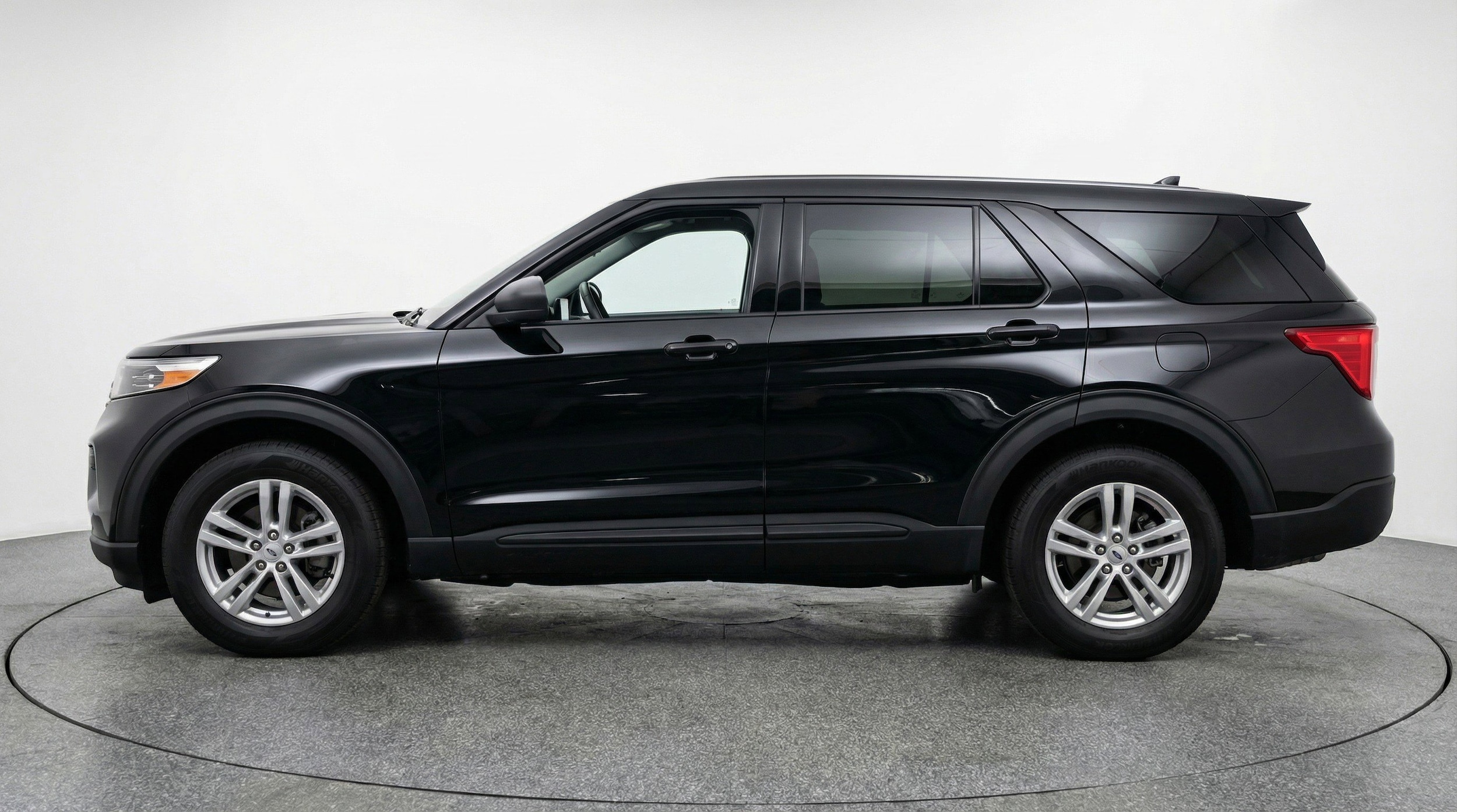 Thumbnail: 2024 Ford Explorer - 5