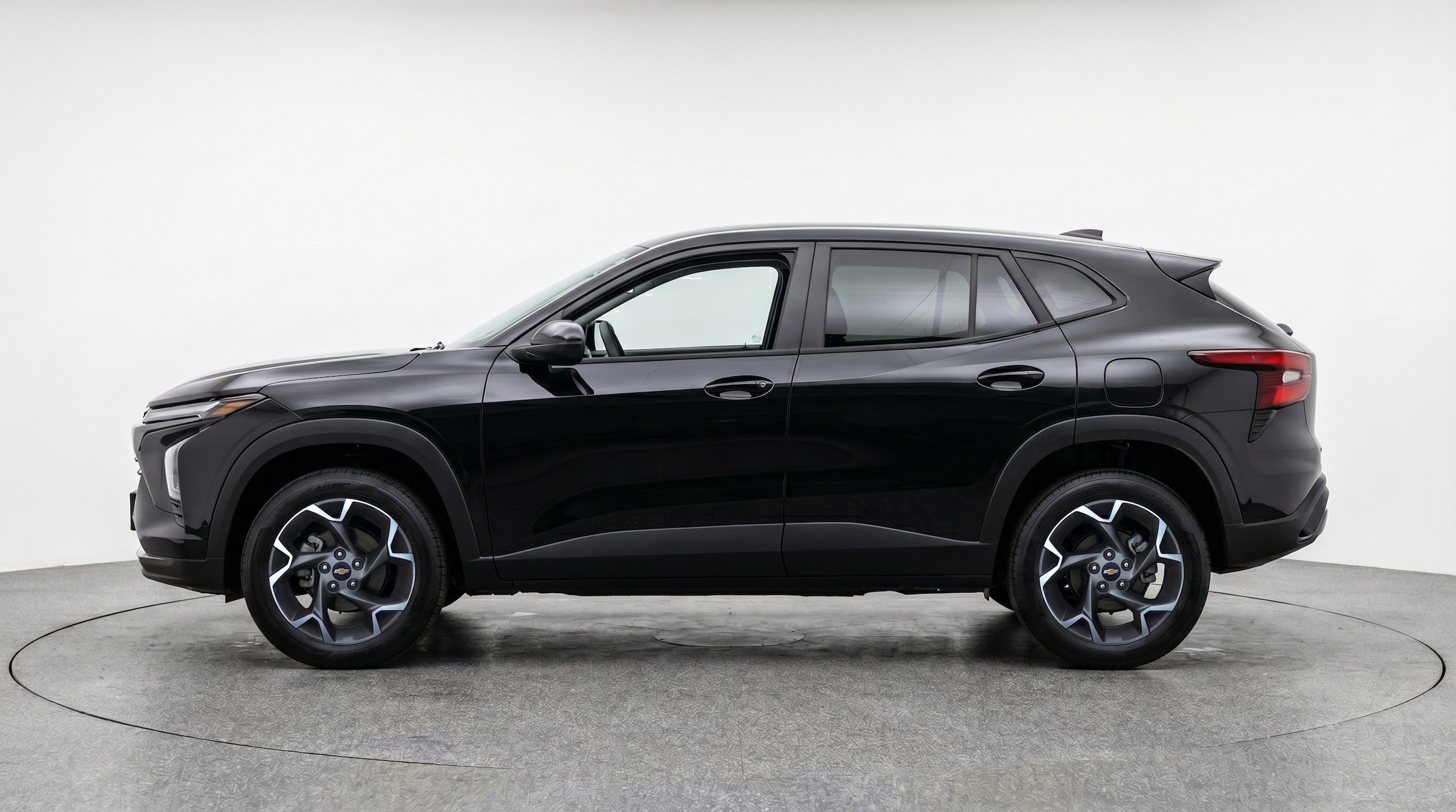 Thumbnail: 2025 Chevrolet Trax - 5