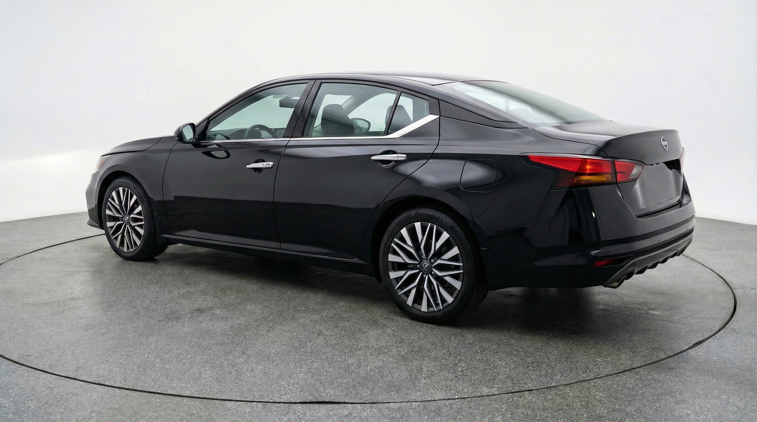 Thumbnail: 2025 Nissan Altima - 6