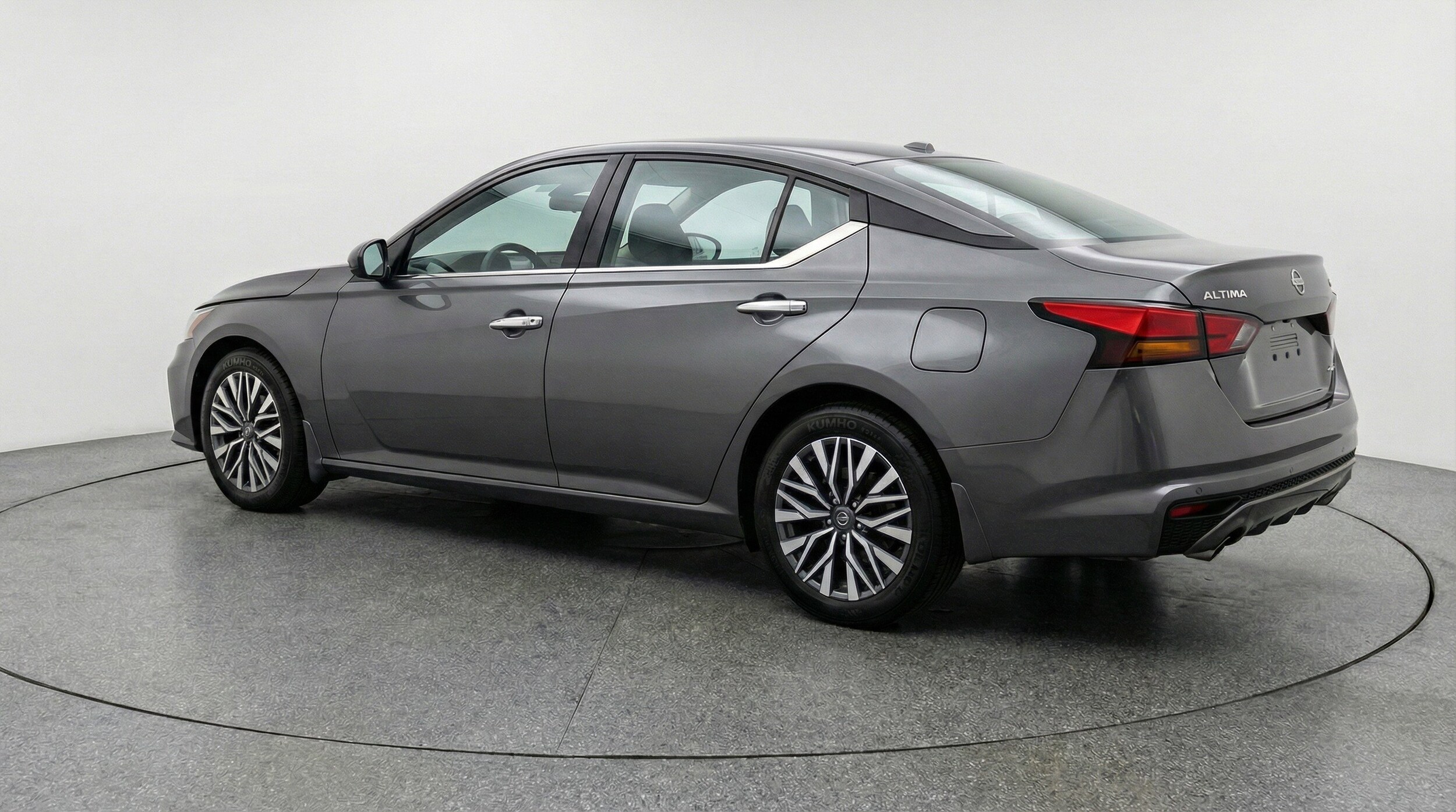 Thumbnail: 2025 Nissan Altima - 6