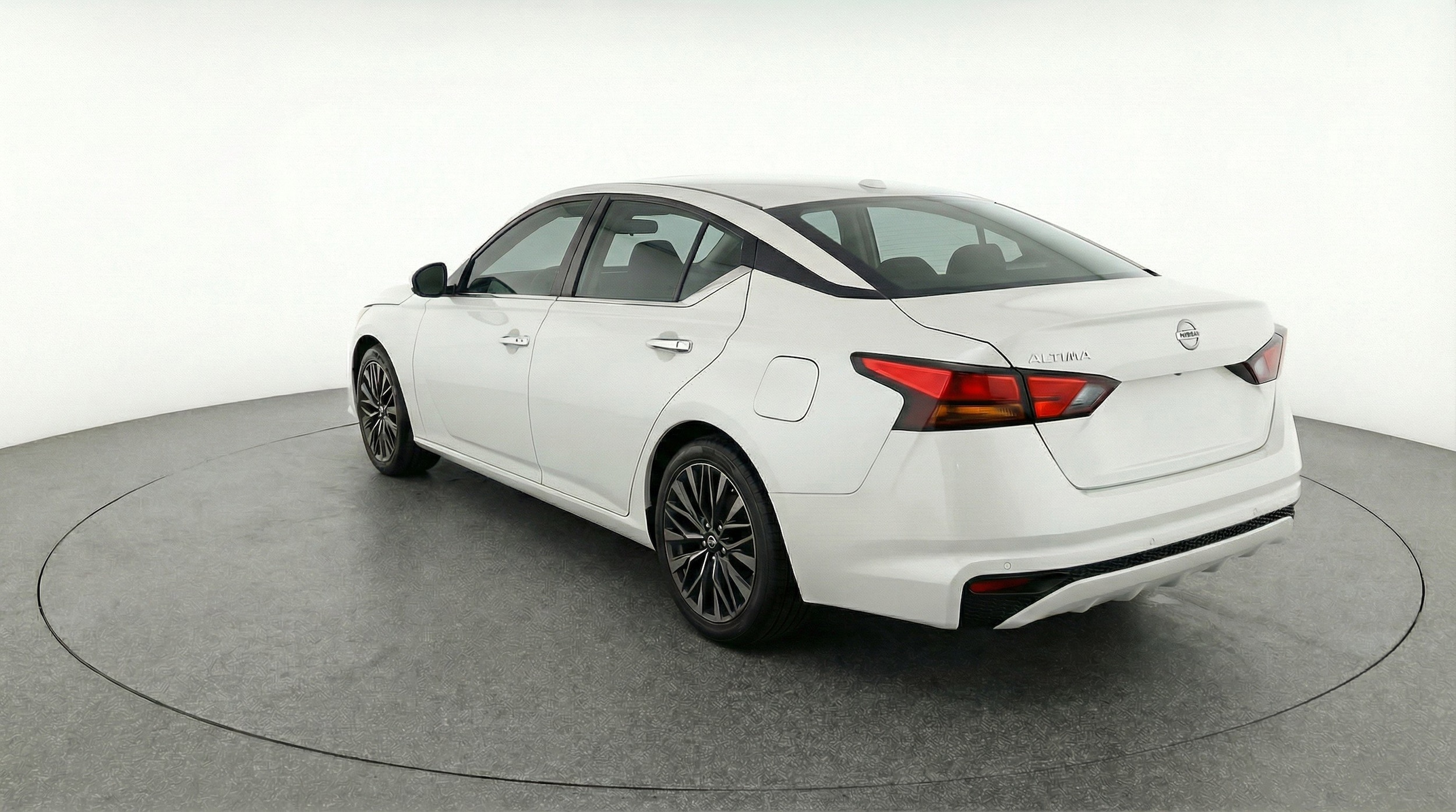 Thumbnail: 2025 Nissan Altima - 6