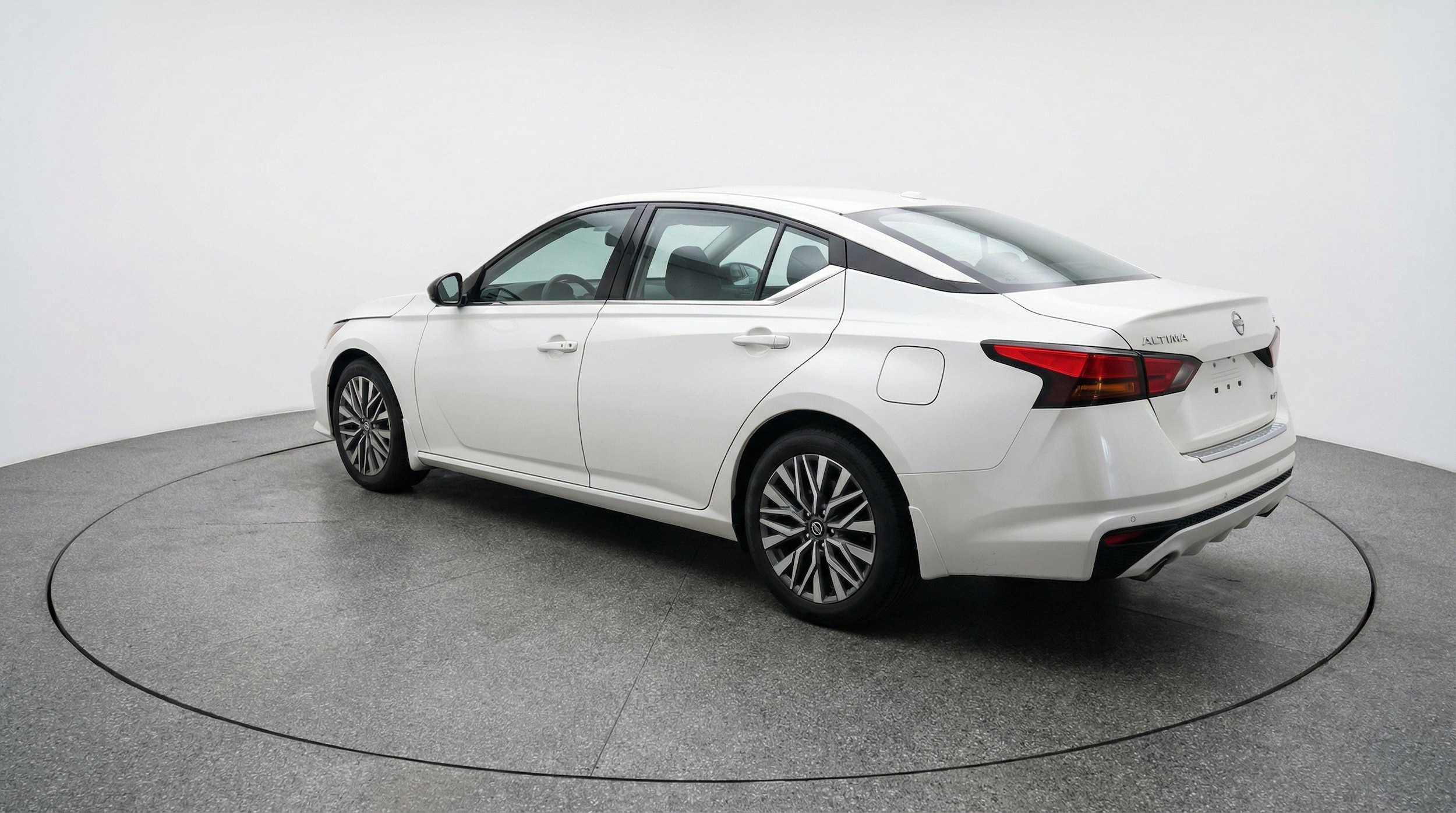 Thumbnail: 2025 Nissan Altima - 6