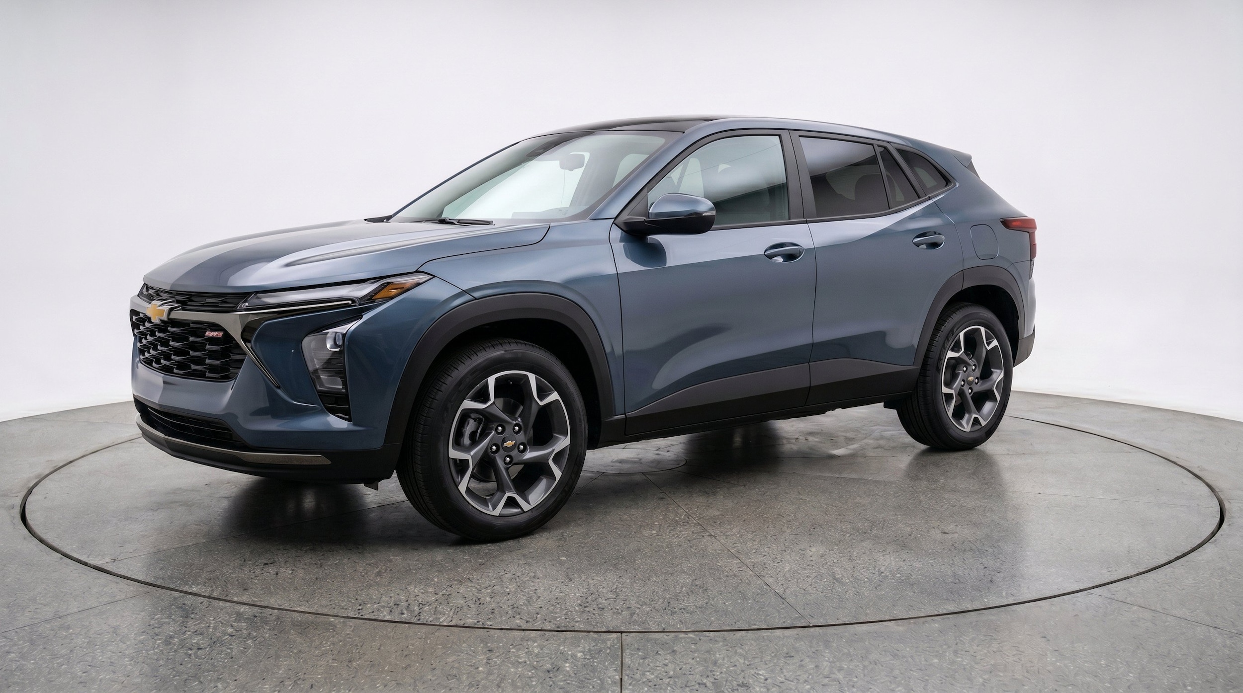 Thumbnail: 2025 Chevrolet Trax - 3