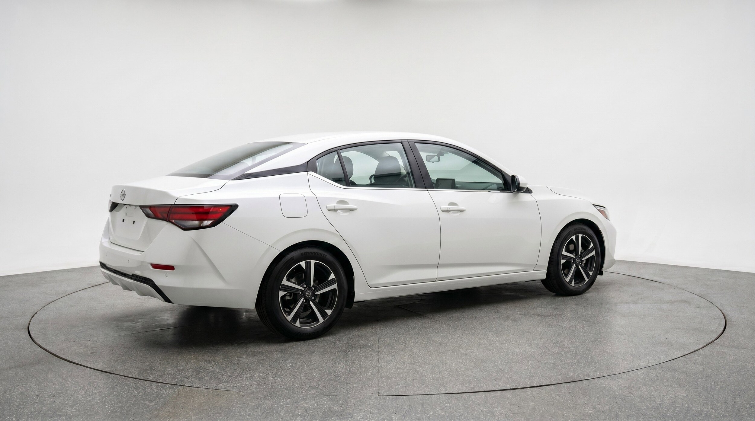 Thumbnail: 2025 Nissan Sentra - 9