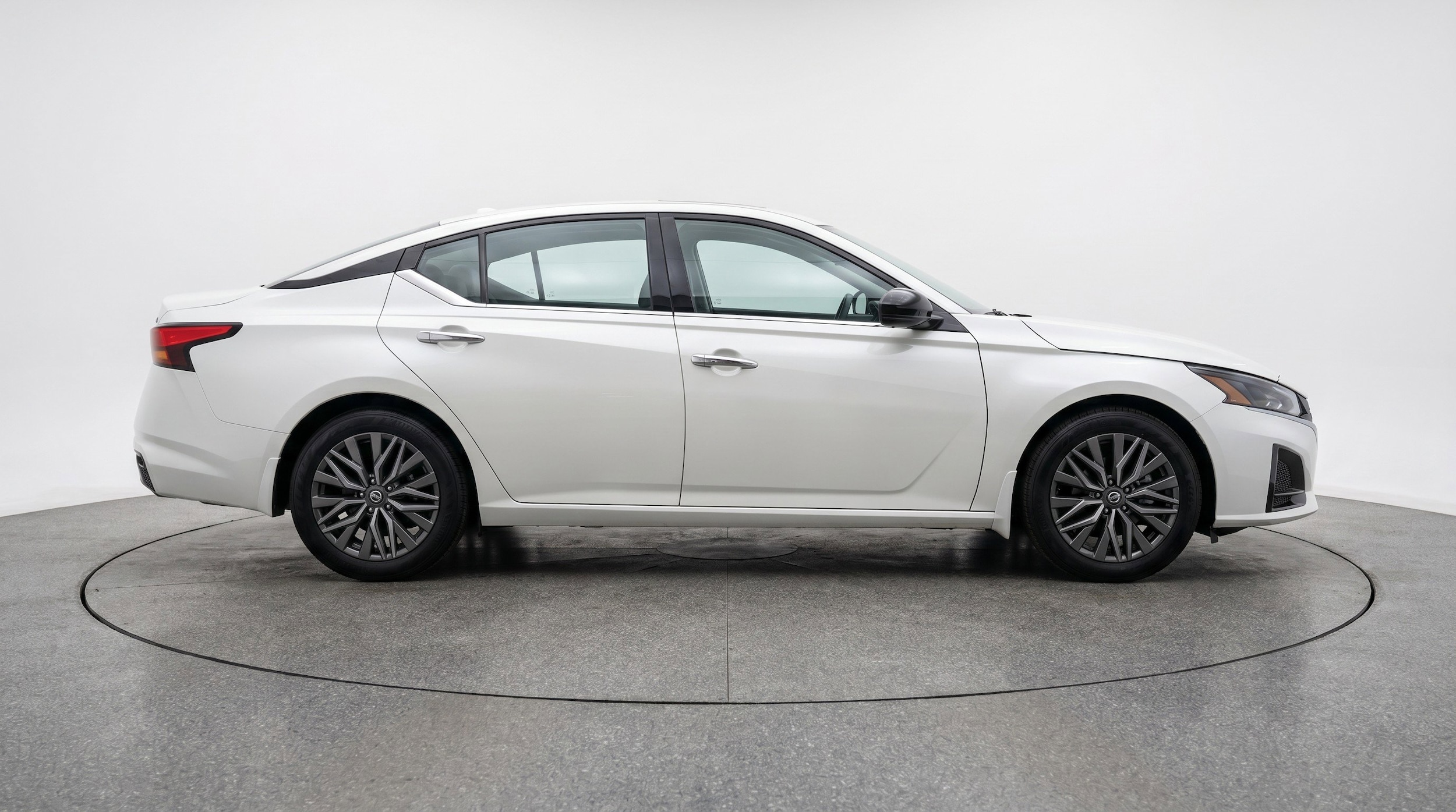 Thumbnail: 2025 Nissan Altima - 11