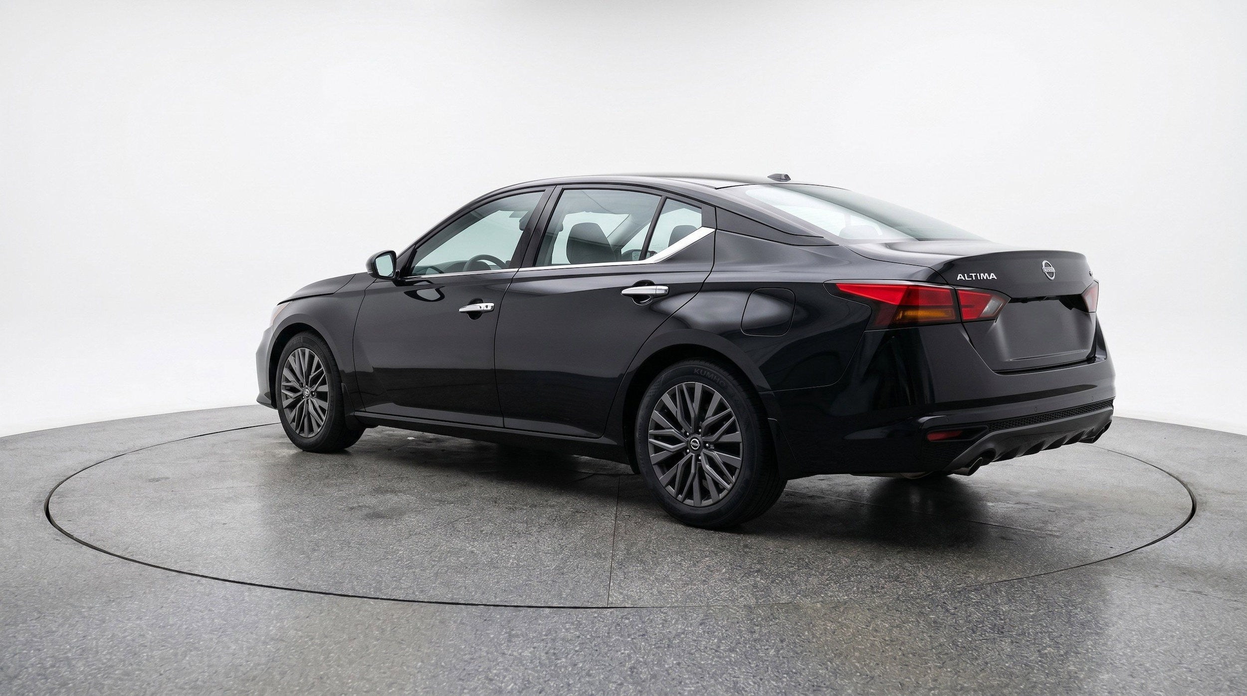 Thumbnail: 2025 Nissan Altima - 6