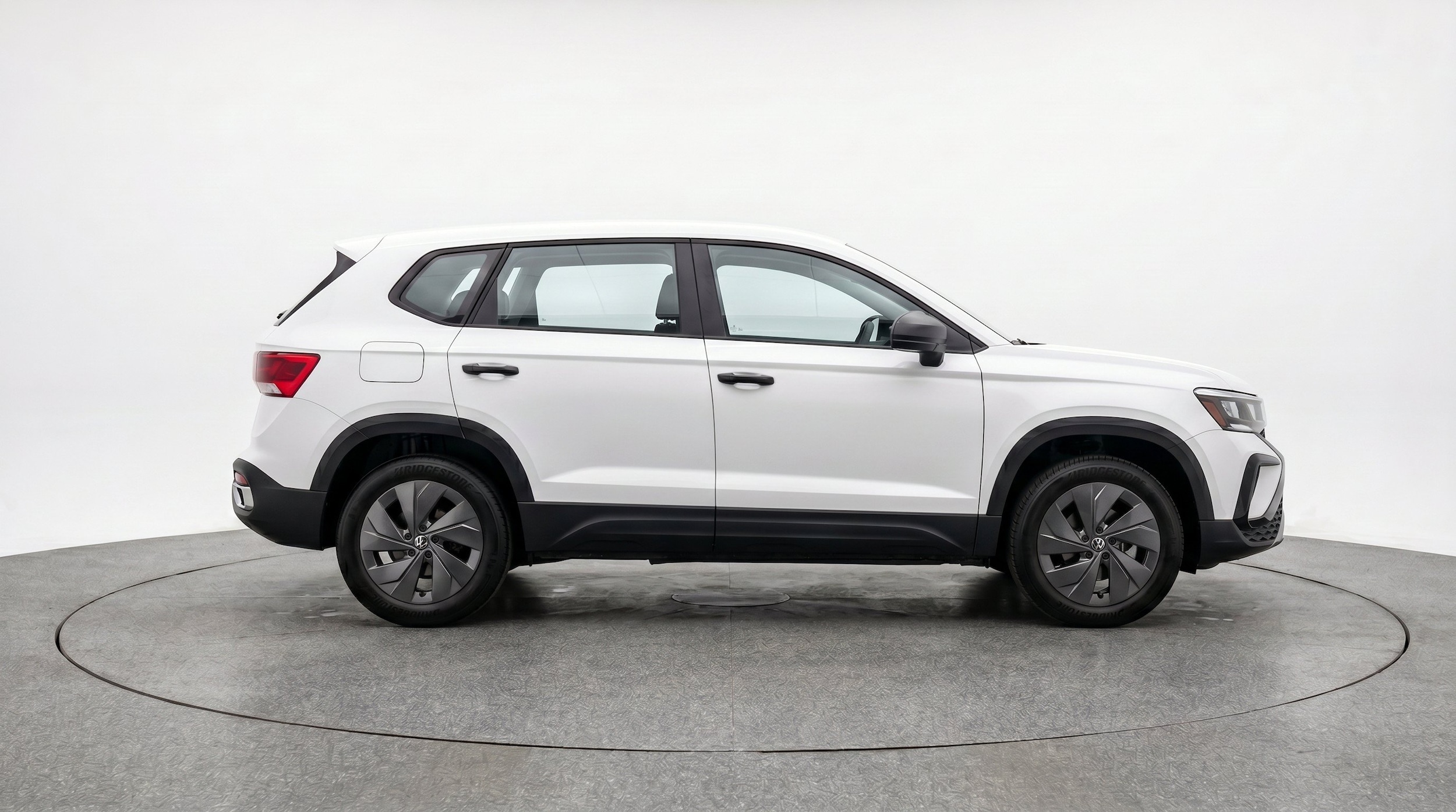 Thumbnail: 2026 Volkswagen Taos - 11