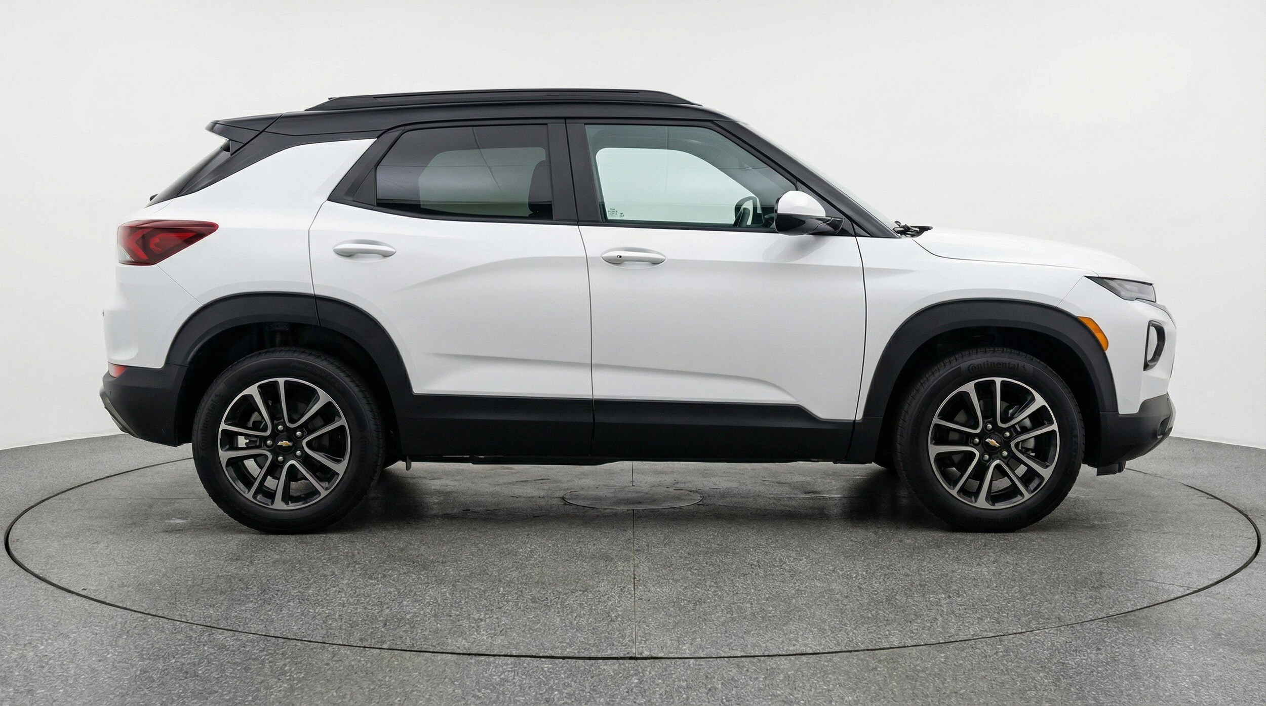 Thumbnail: 2025 Chevrolet TrailBlazer - 11