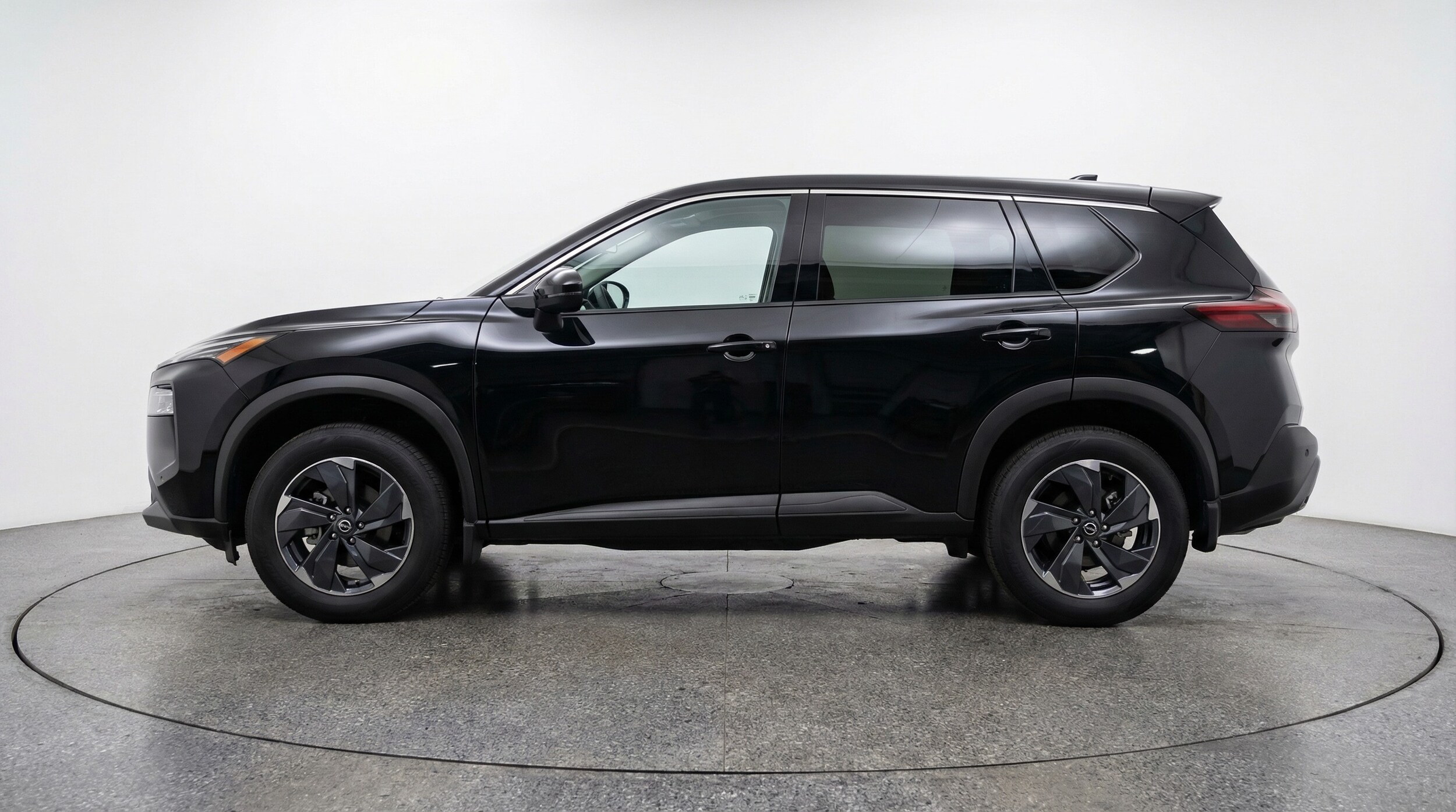 Thumbnail: 2025 Nissan Rogue - 4