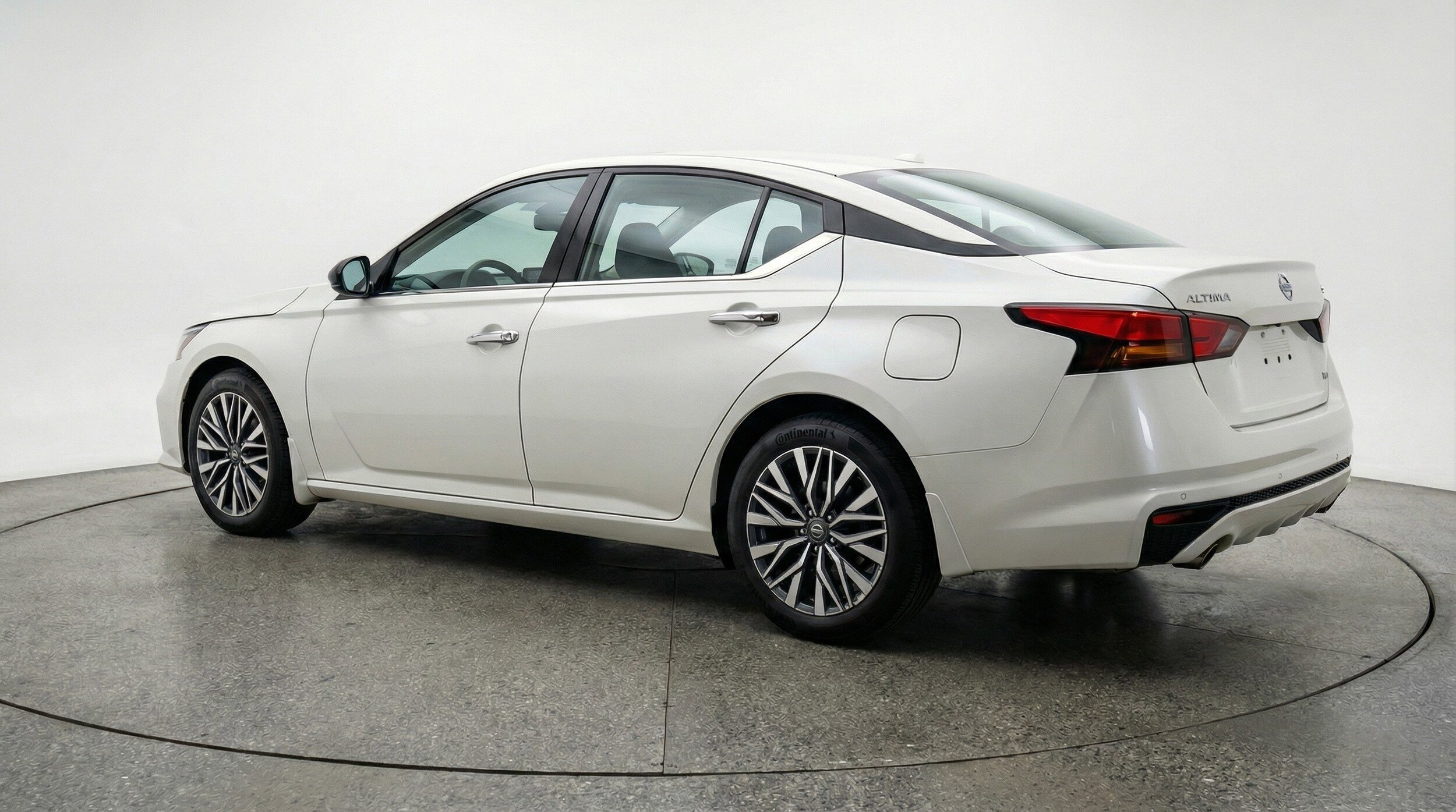 Thumbnail: 2025 Nissan Altima - 6