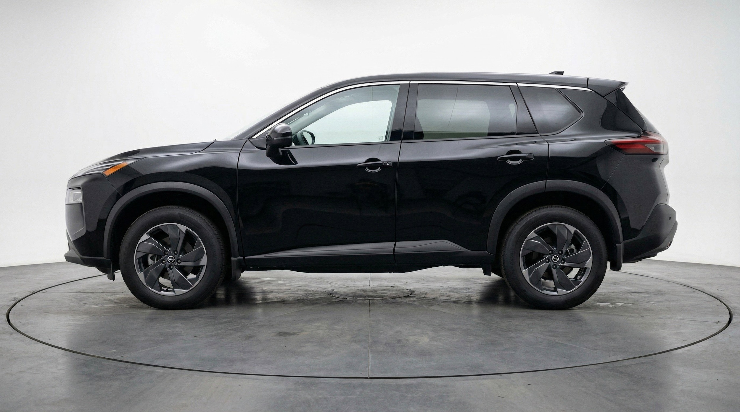 Thumbnail: 2025 Nissan Rogue - 5