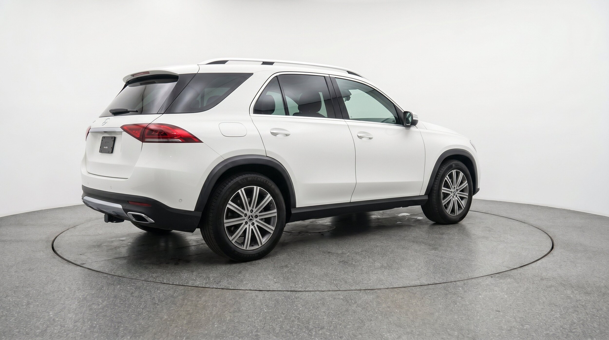 Thumbnail: 2026 Mercedes-Benz GLE - 9