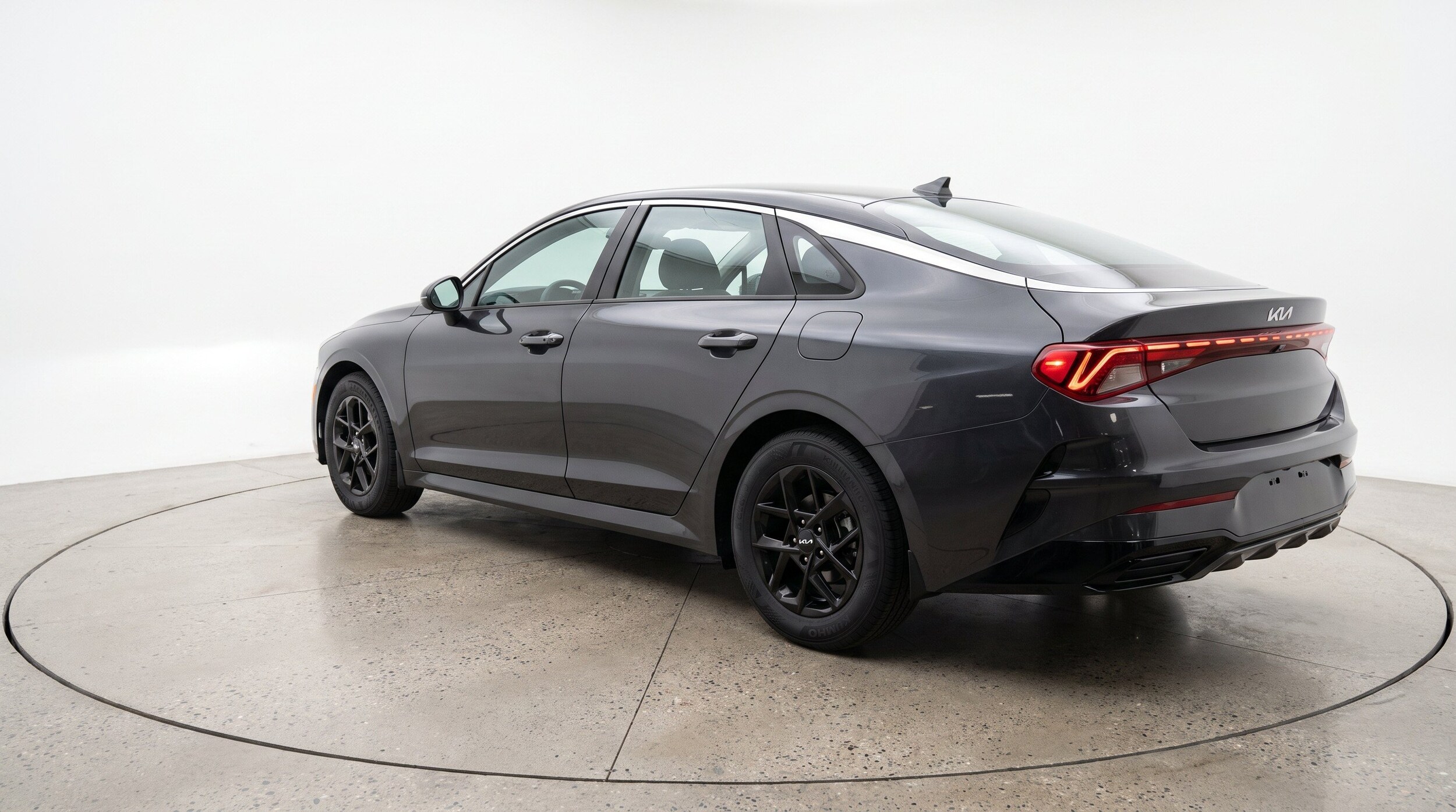 Thumbnail: 2025 Kia K5 - 6