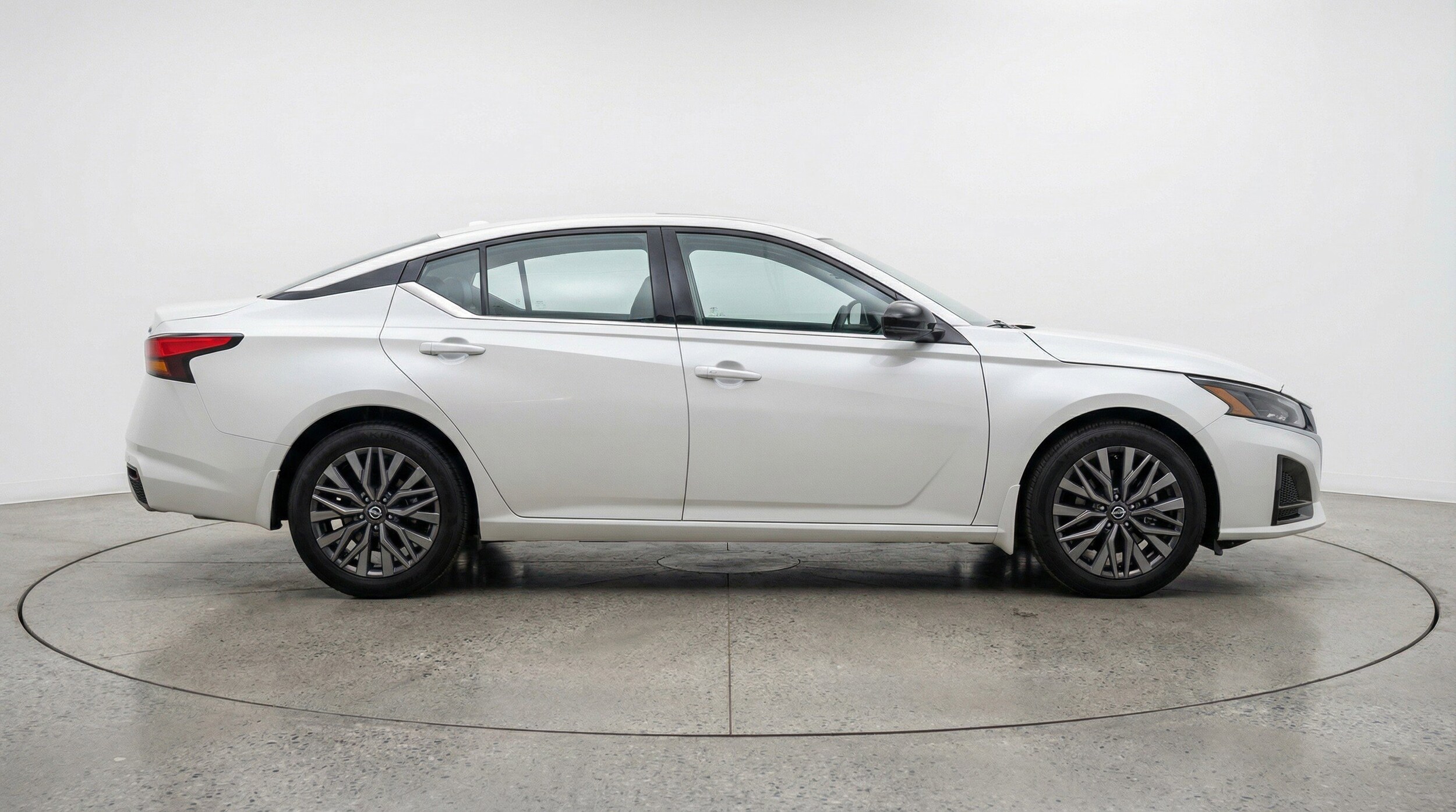 Thumbnail: 2025 Nissan Altima - 11