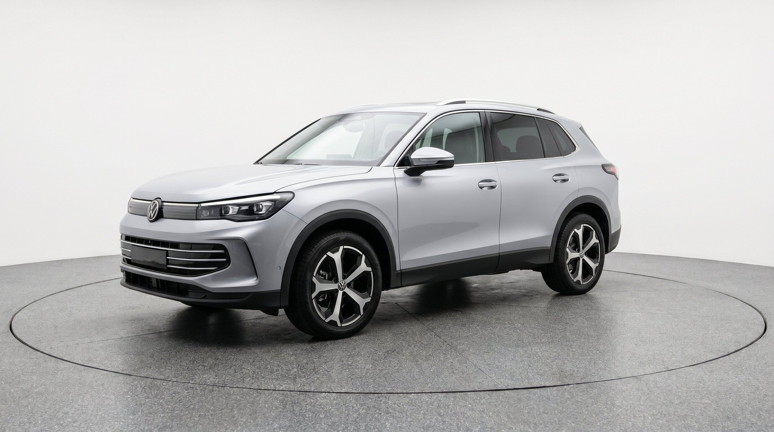 Thumbnail: 2026 Volkswagen Tiguan - 3
