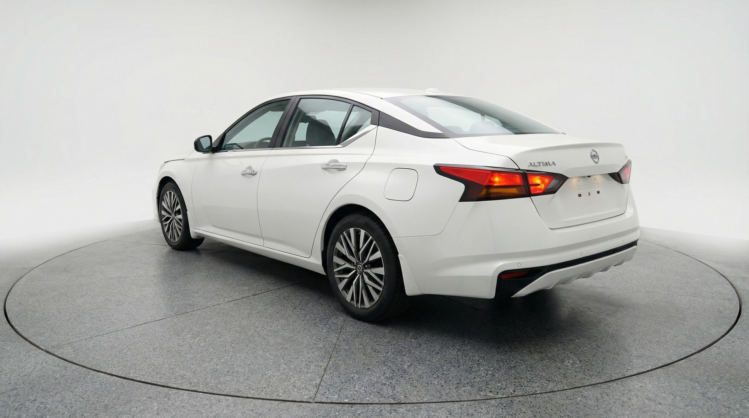 Thumbnail: 2025 Nissan Altima - 6