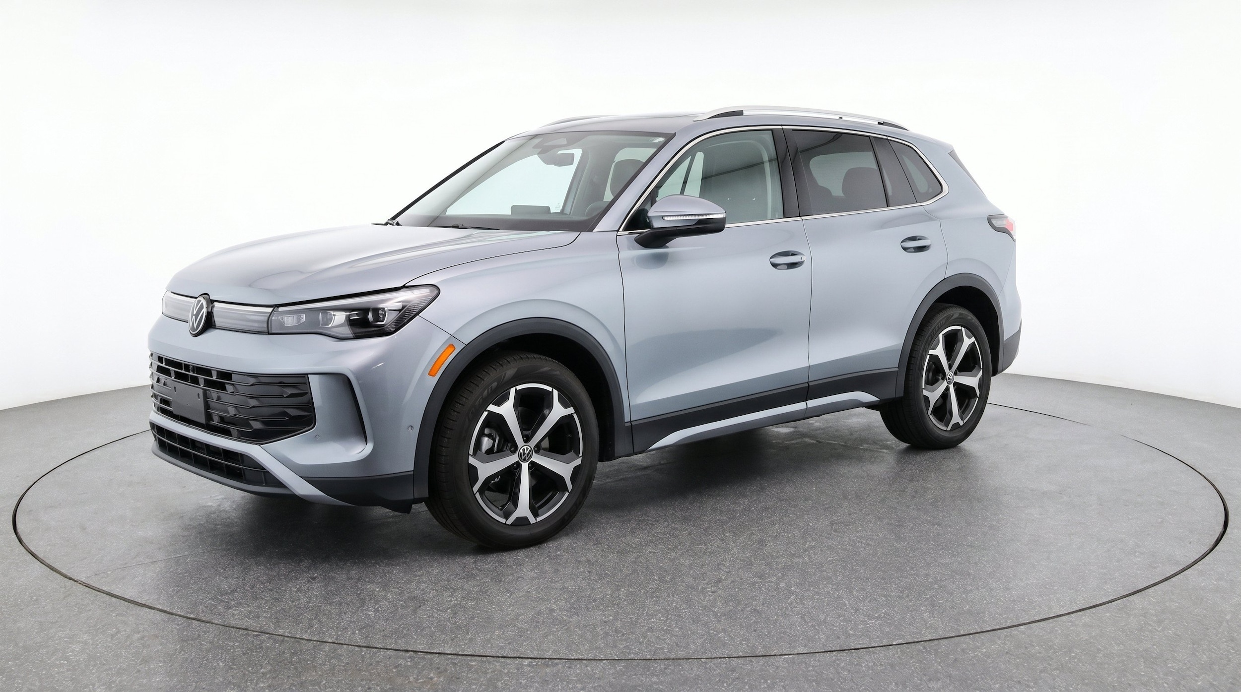 Thumbnail: 2026 Volkswagen Tiguan - 3