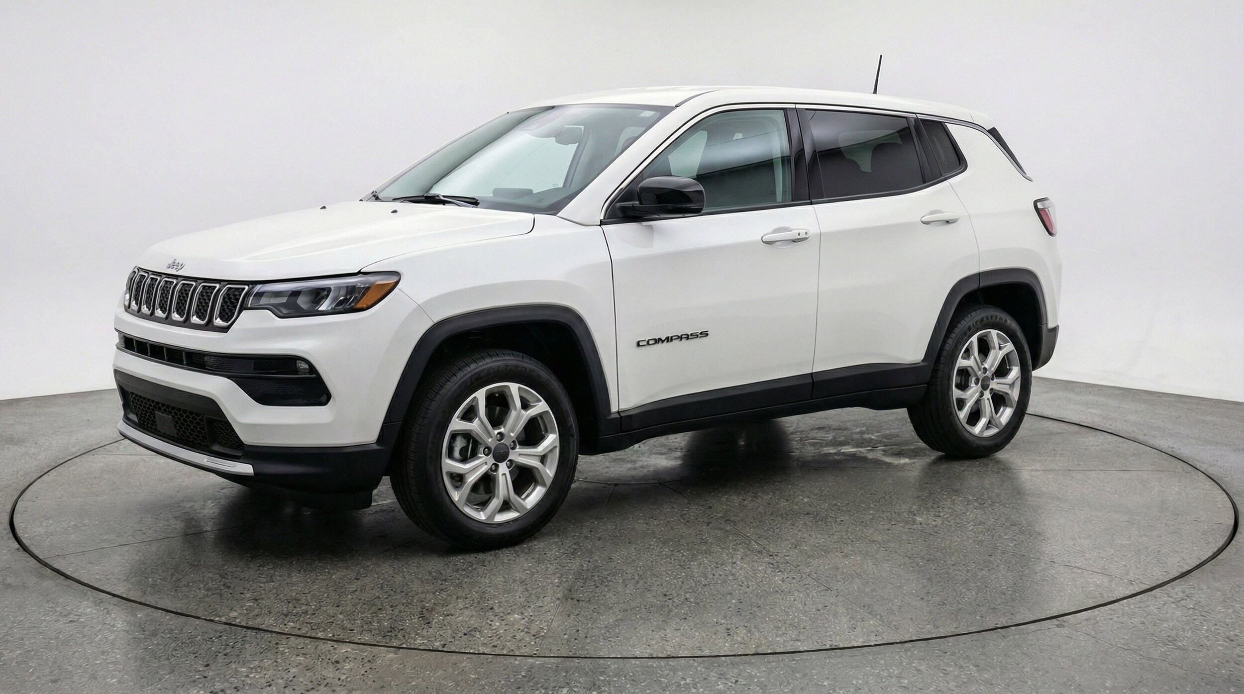Thumbnail: 2025 Jeep Compass - 3