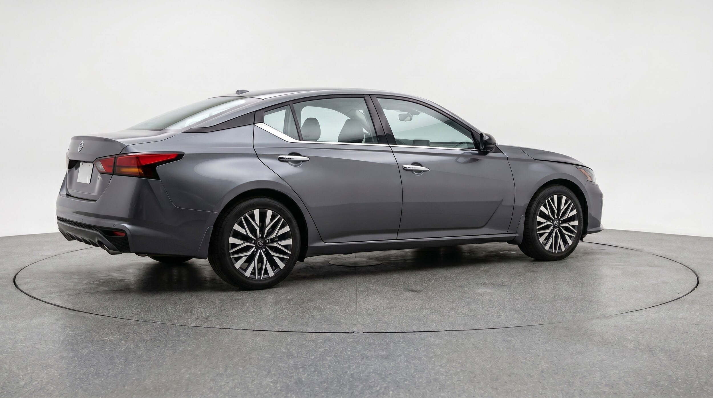 Thumbnail: 2025 Nissan Altima - 9